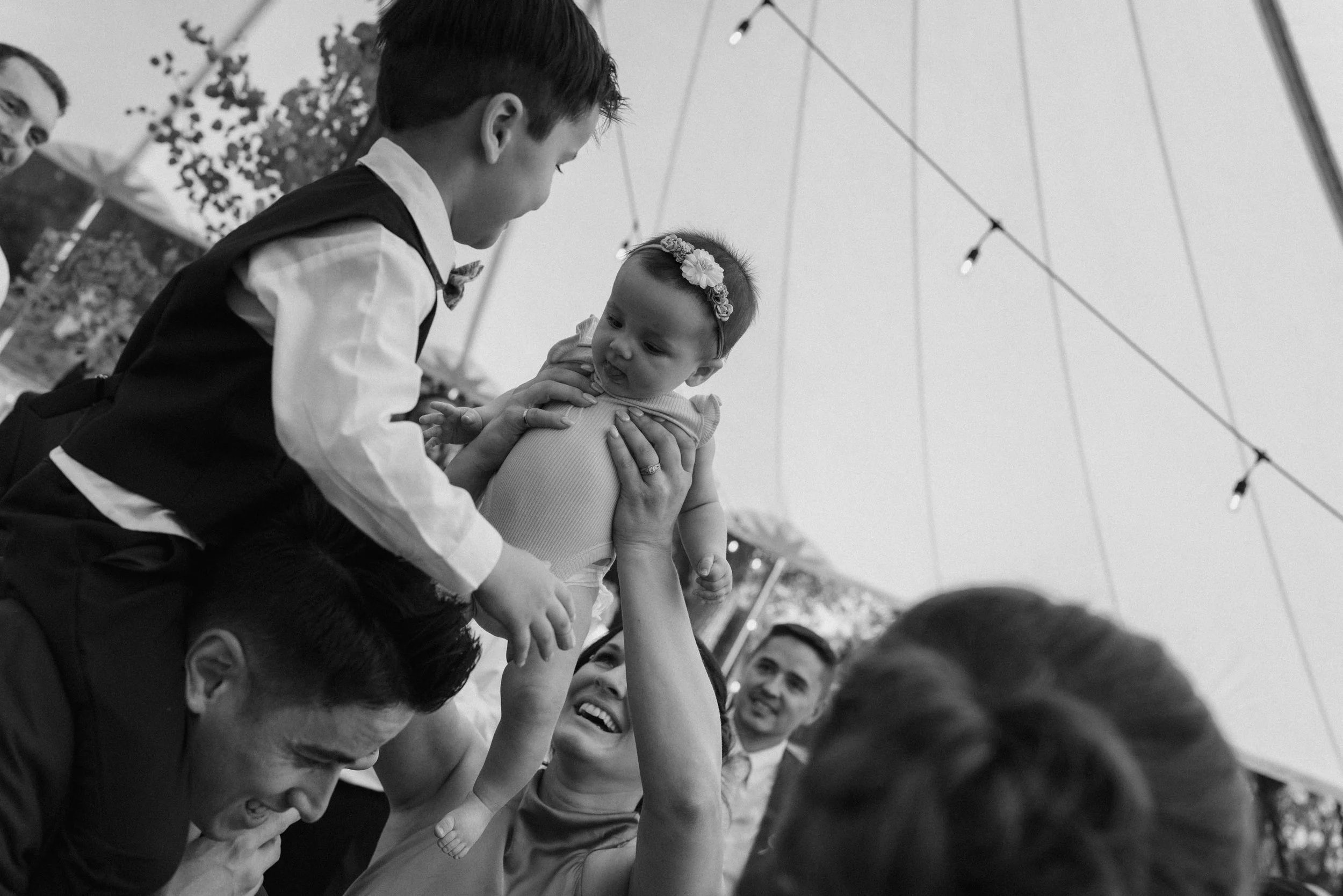 Cotswolds-Wedding-Photographer-UK_HCS3122.jpg