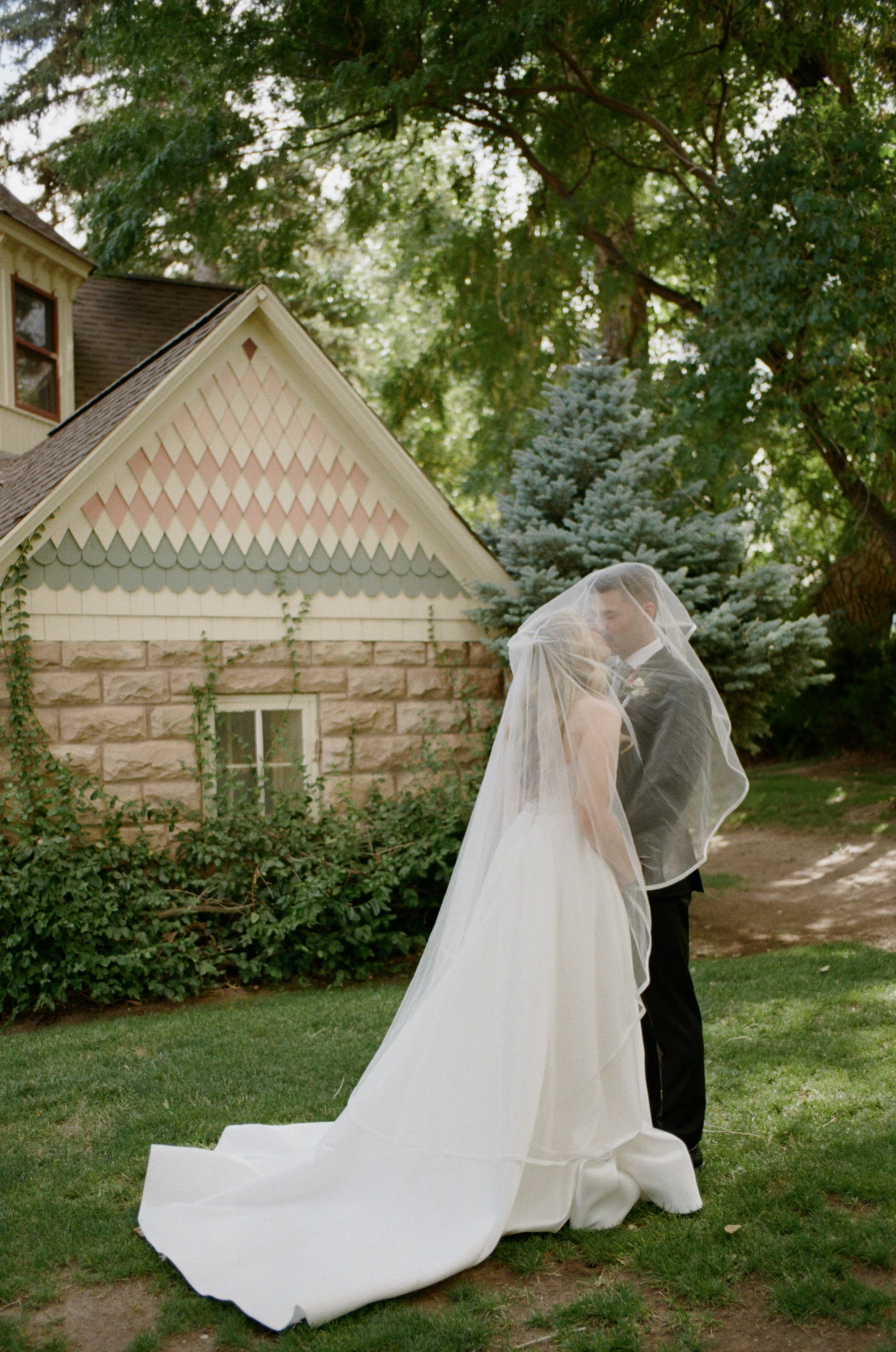Colorado-Wedding-Photographer-Tapestry-House-OE_HCS20.jpg