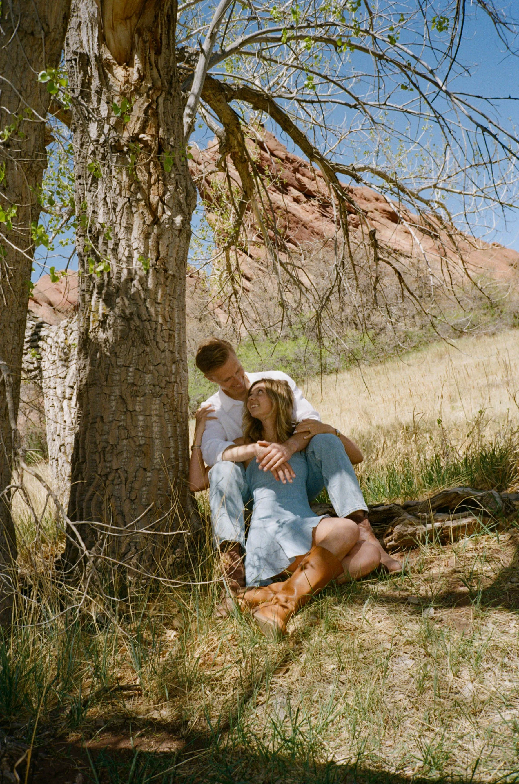 Colorado-Engagement-Photographer-Roxborough-State-Park_HCS22.jpg