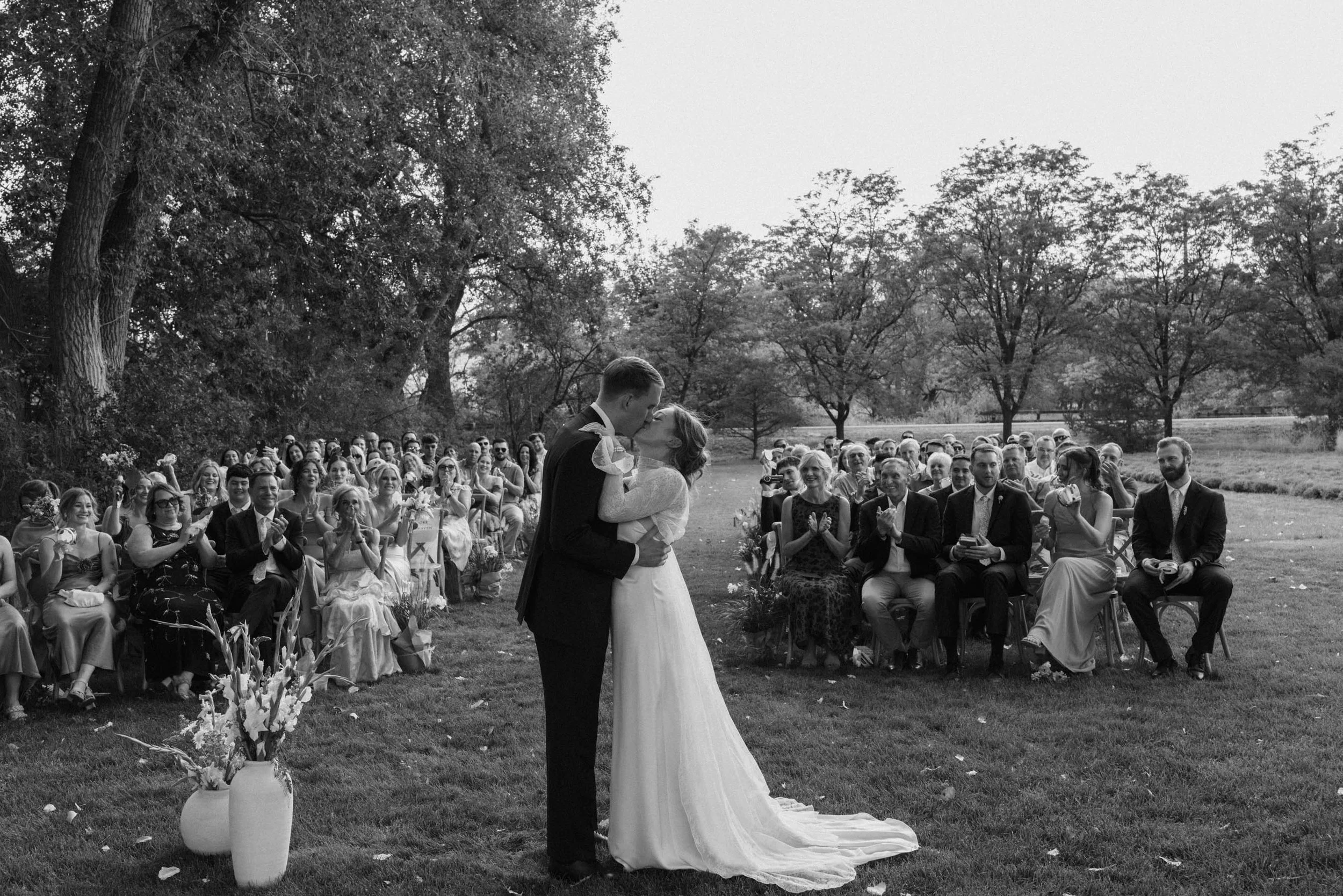 Cotswolds-Wedding-Photographer-UK_HCS2356.jpg