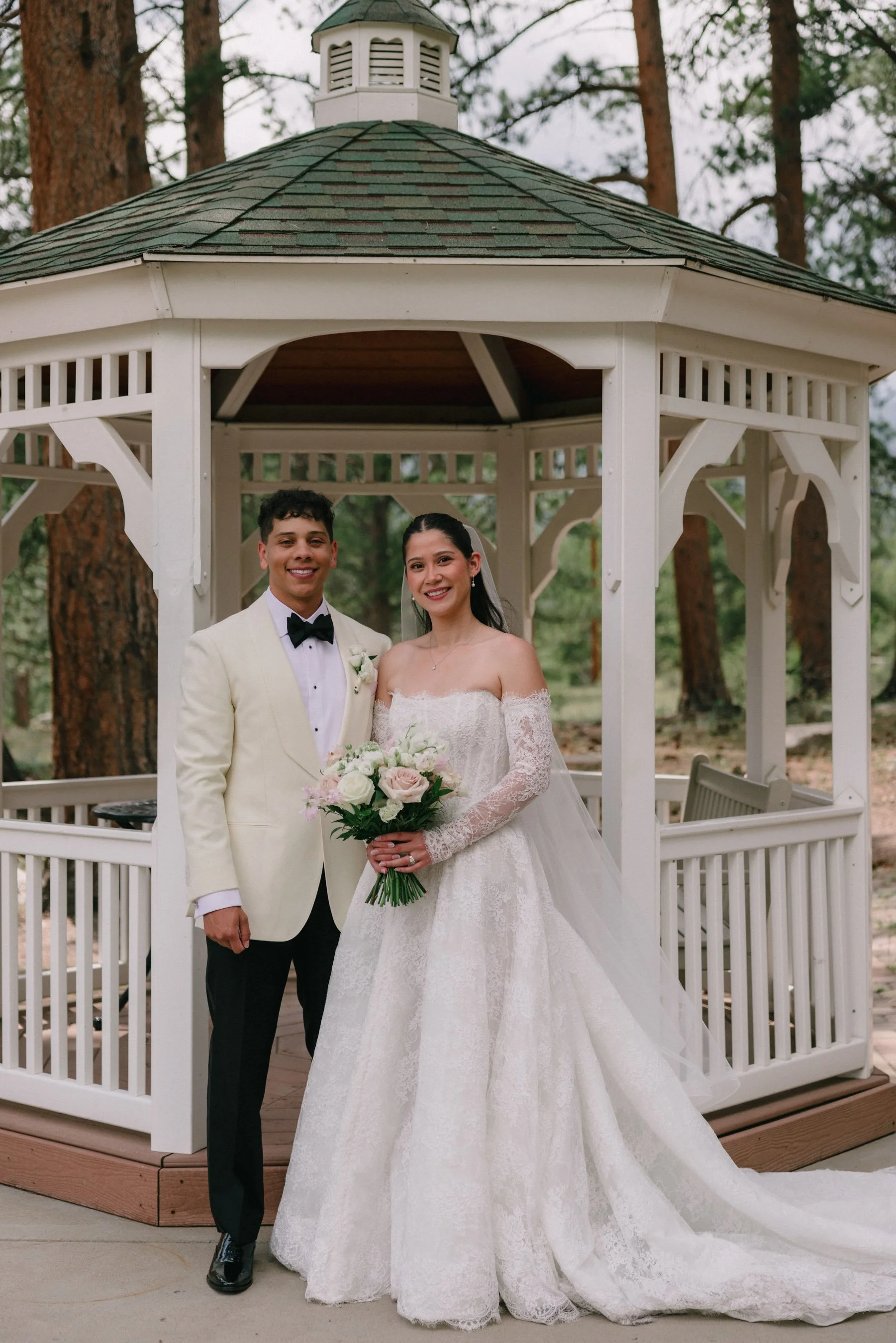 UK-Wedding-Photographer-Cotswolds_HCS4771.jpg