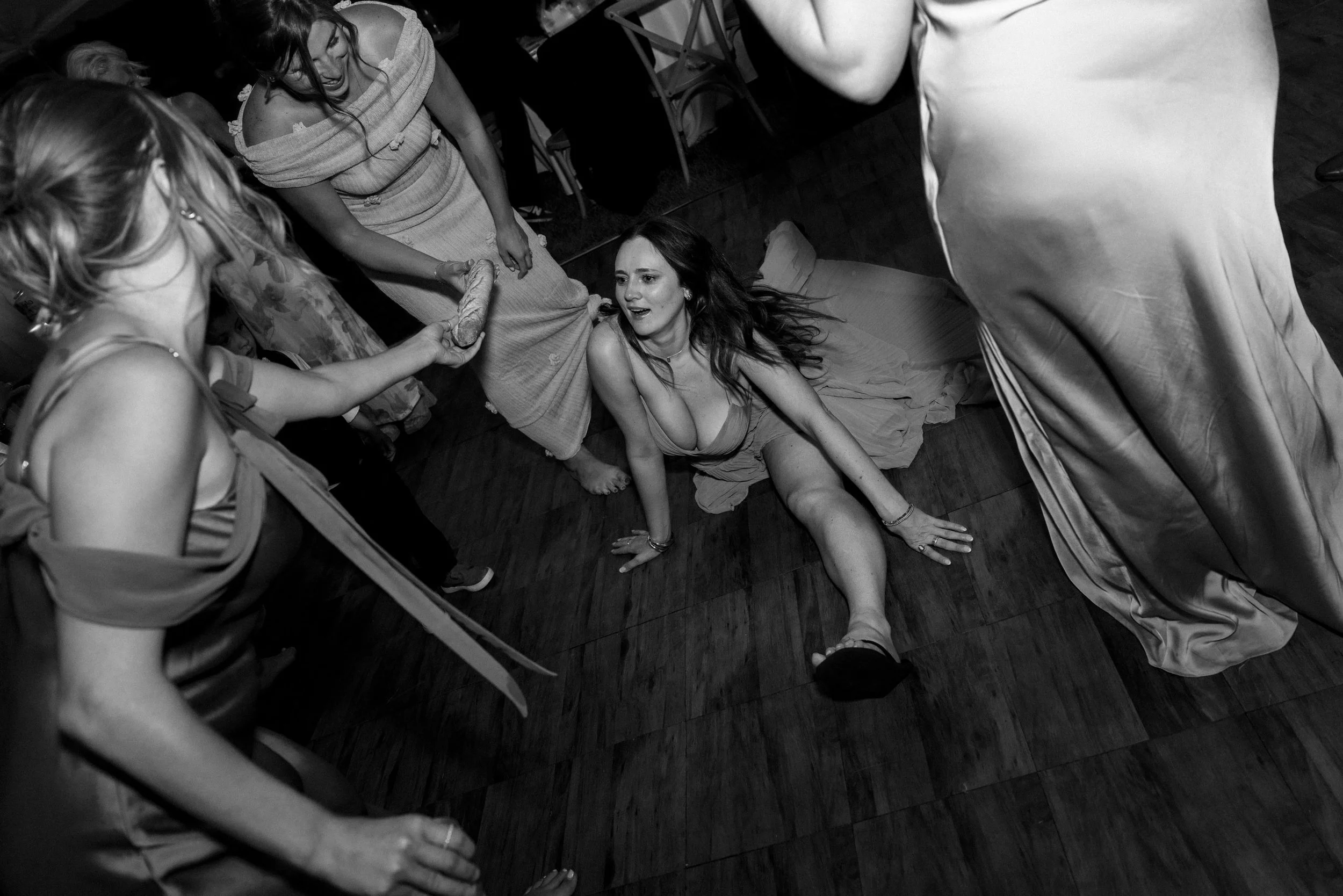 Cotswolds-Wedding-Photographer-UK_HCS7807.jpg