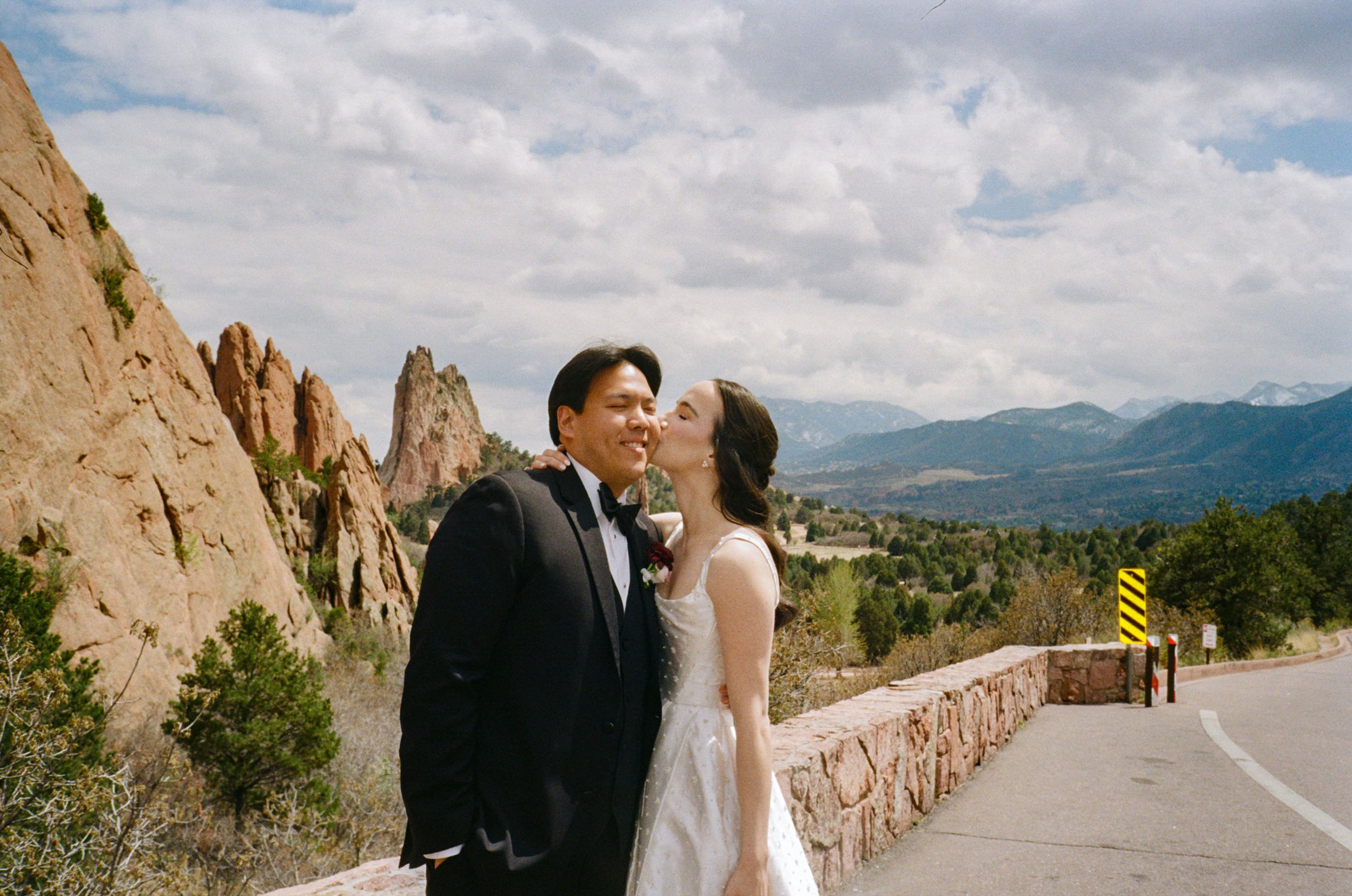 colorado-wedding-film-photographer-manitou-springs_HCS06-2.jpg