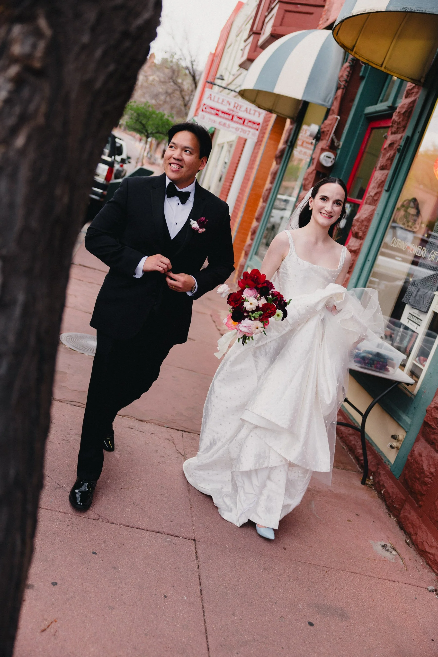 Colorado-Wedding-Photographer-Super-8-Videographer-Cliff-House-Bailey-Brian_HCS2174.jpg