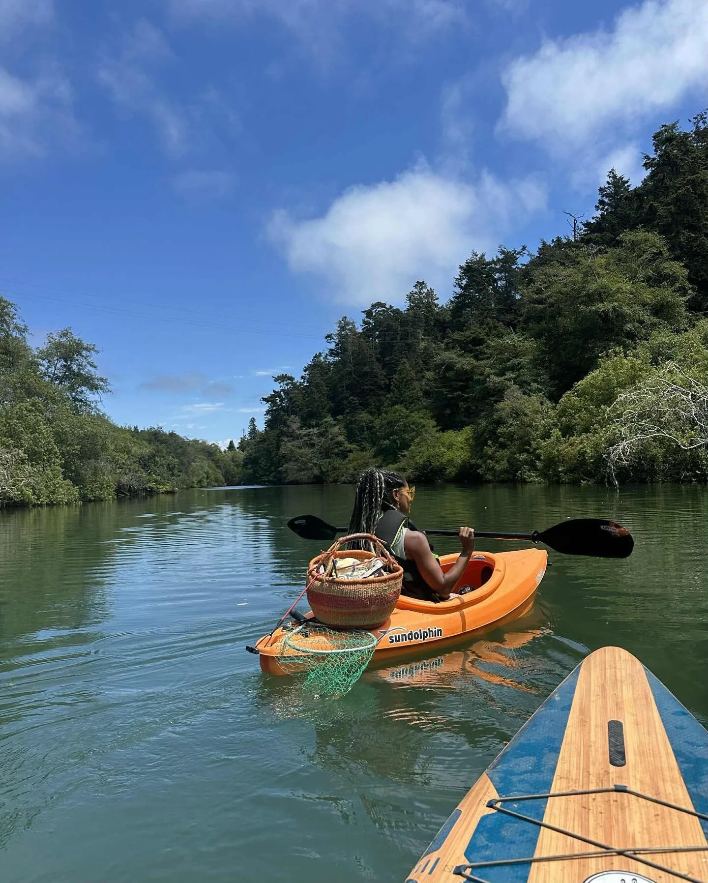 🌞✨ The sun was shining, fish were jumping, and otters were literally playing&mdash;pure magic on the Noyo River! 🐟🦦💦

Whether you paddle, float, or just vibe with the tide, there&rsquo;s a place for you in our mermaid crew. 🧜🏽&zwj;♀️💚

💬 Join