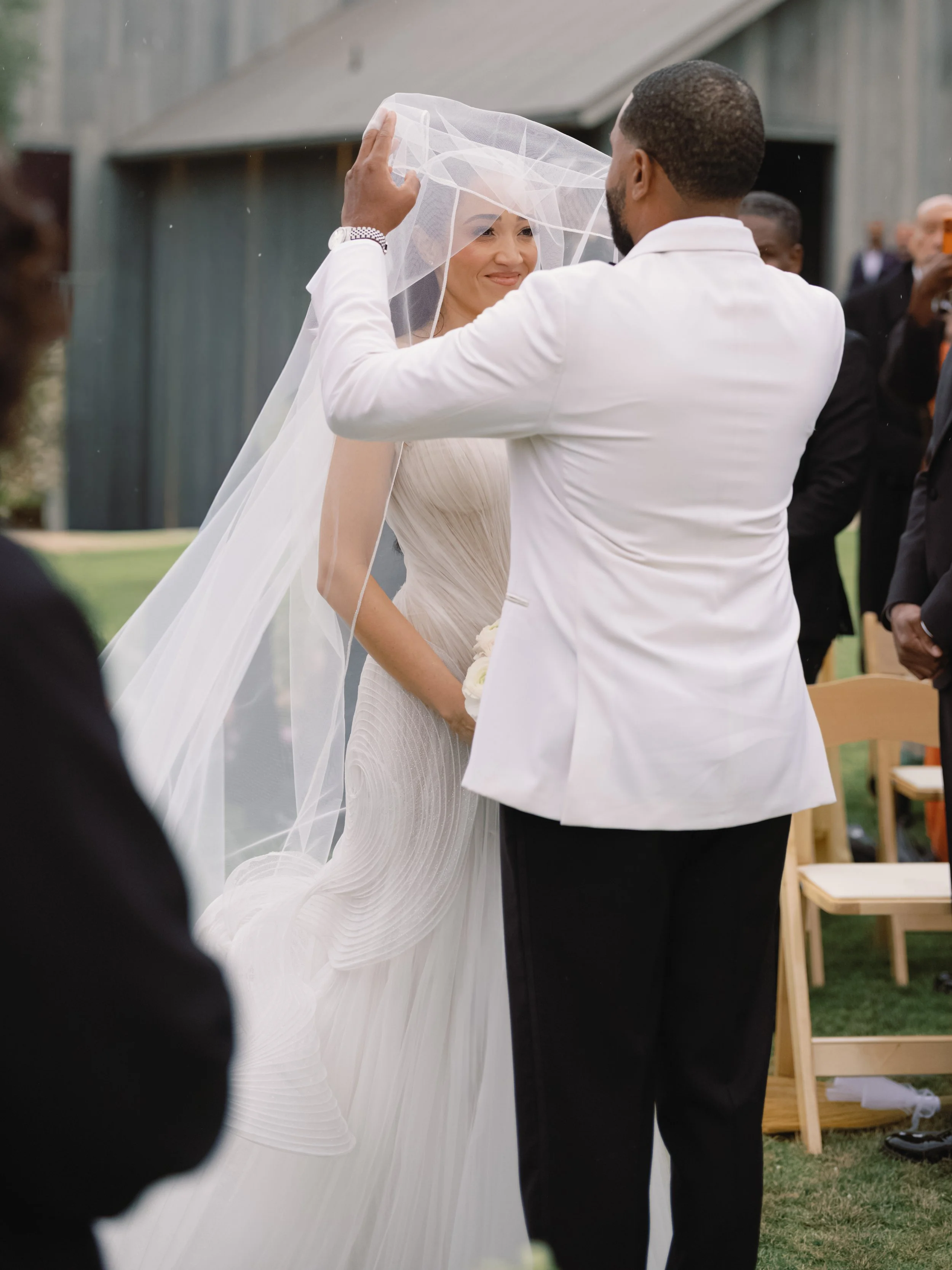 Lizzi & Jermaine Wedding Previews 101.JPG