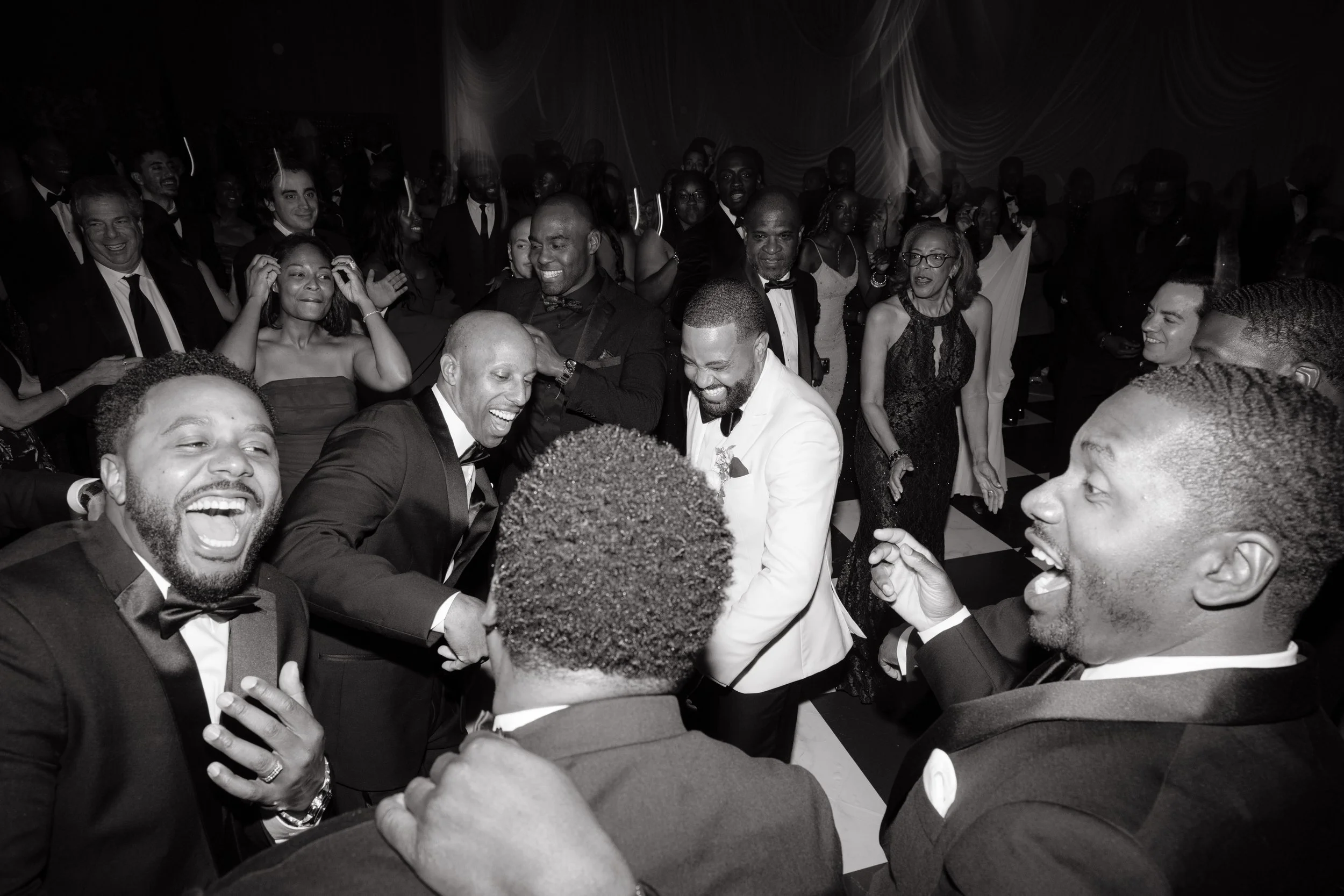 Lizzi & Jermaine Wedding Previews 033.JPG