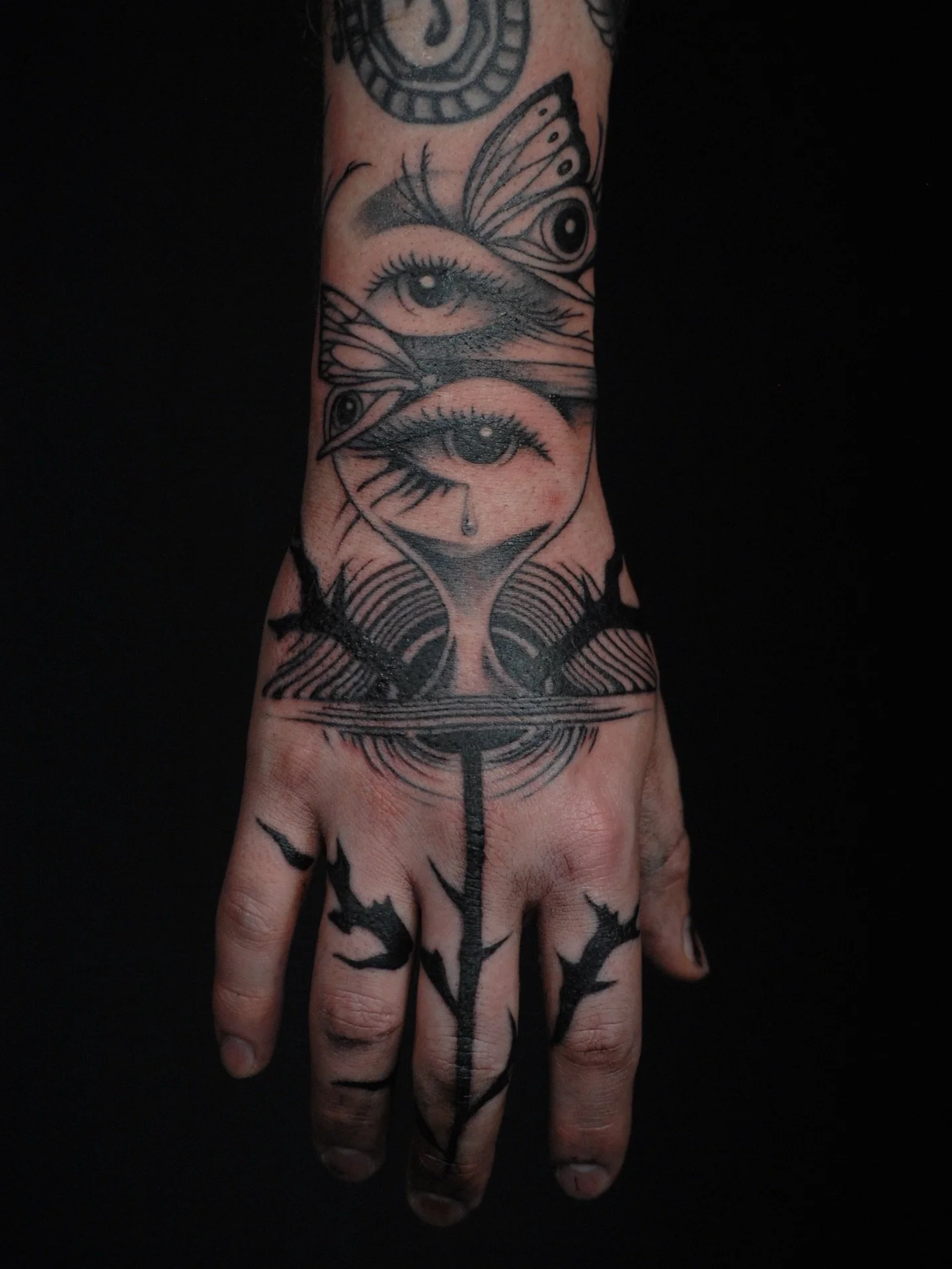 👁️ ⏳ 👁️ 

Merci pour la confiance @nicnaudtattoo #montrealtattoo #vancouvertattoo #vancouvertattooartist #tattoomontreal #eyetattoo