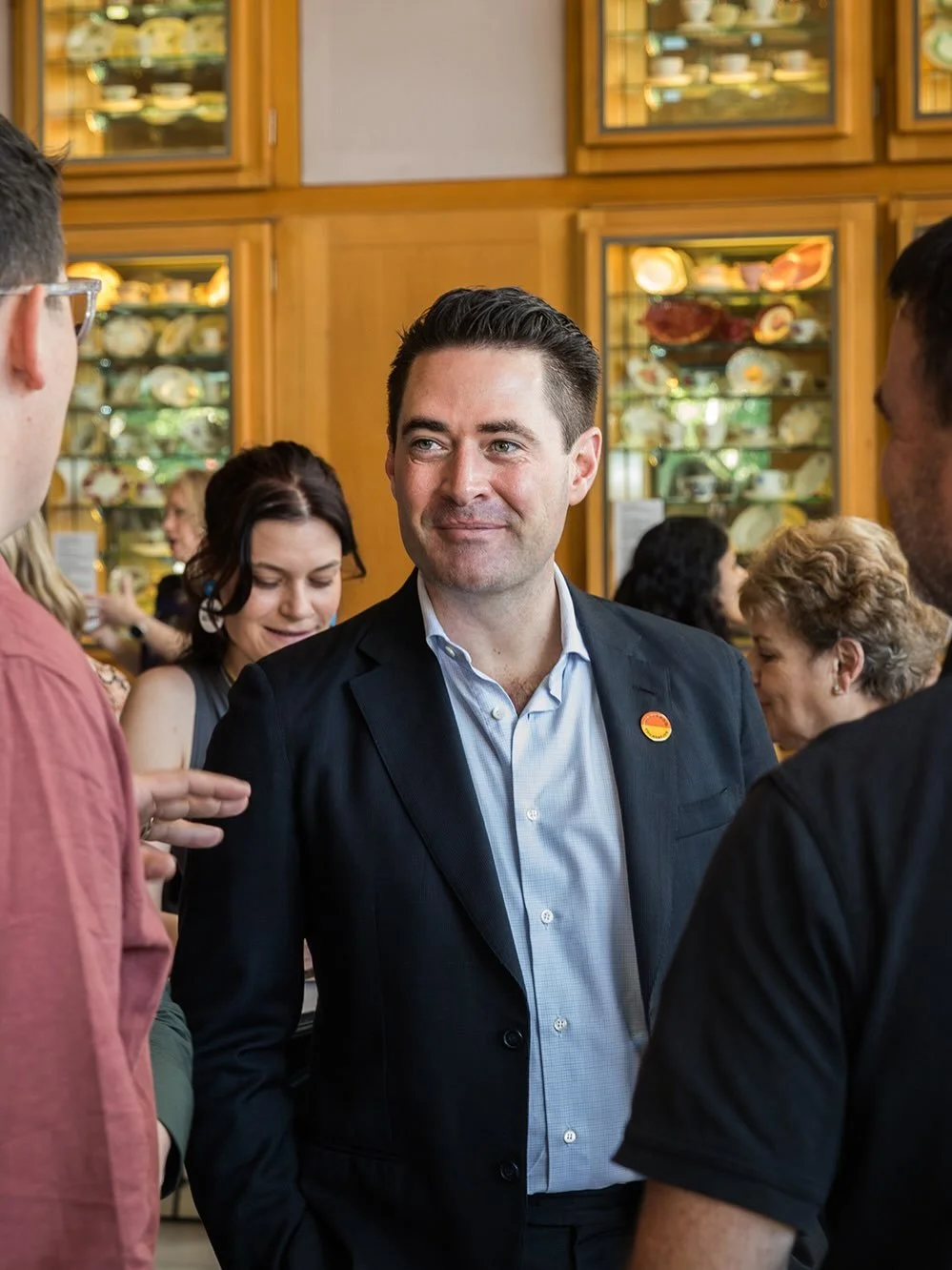 Can we talk about how beautiful the @statelibraryqld is? The recent Partners &amp; Friends Breakfast for @minderoofoundation took place at the library&rsquo;s stunning Queensland Terrace and was a visual delight to capture. 📸