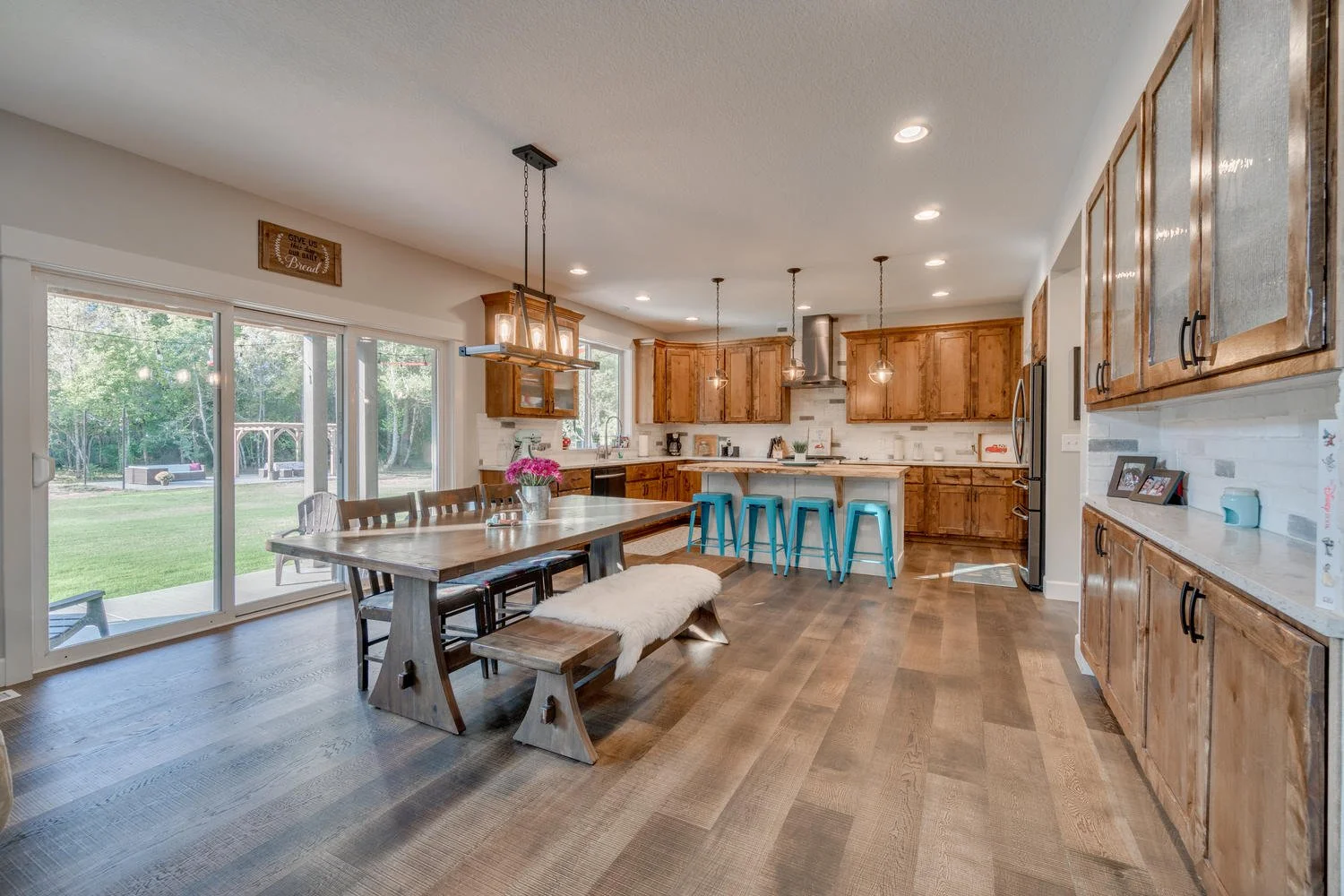 27823 SE Clapa Ln Eagle Creek-large-019-023-27823 SE Clapa Lane31-1500x1000-72dpi.jpg