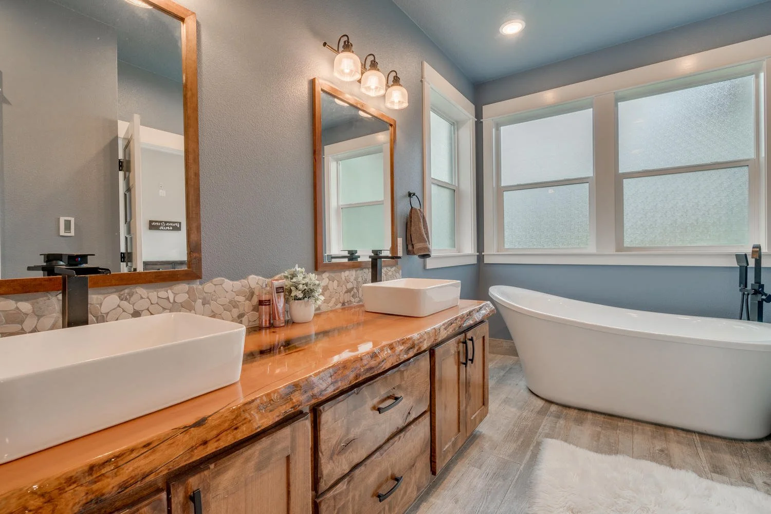 27823 19 - Timberline.jpg