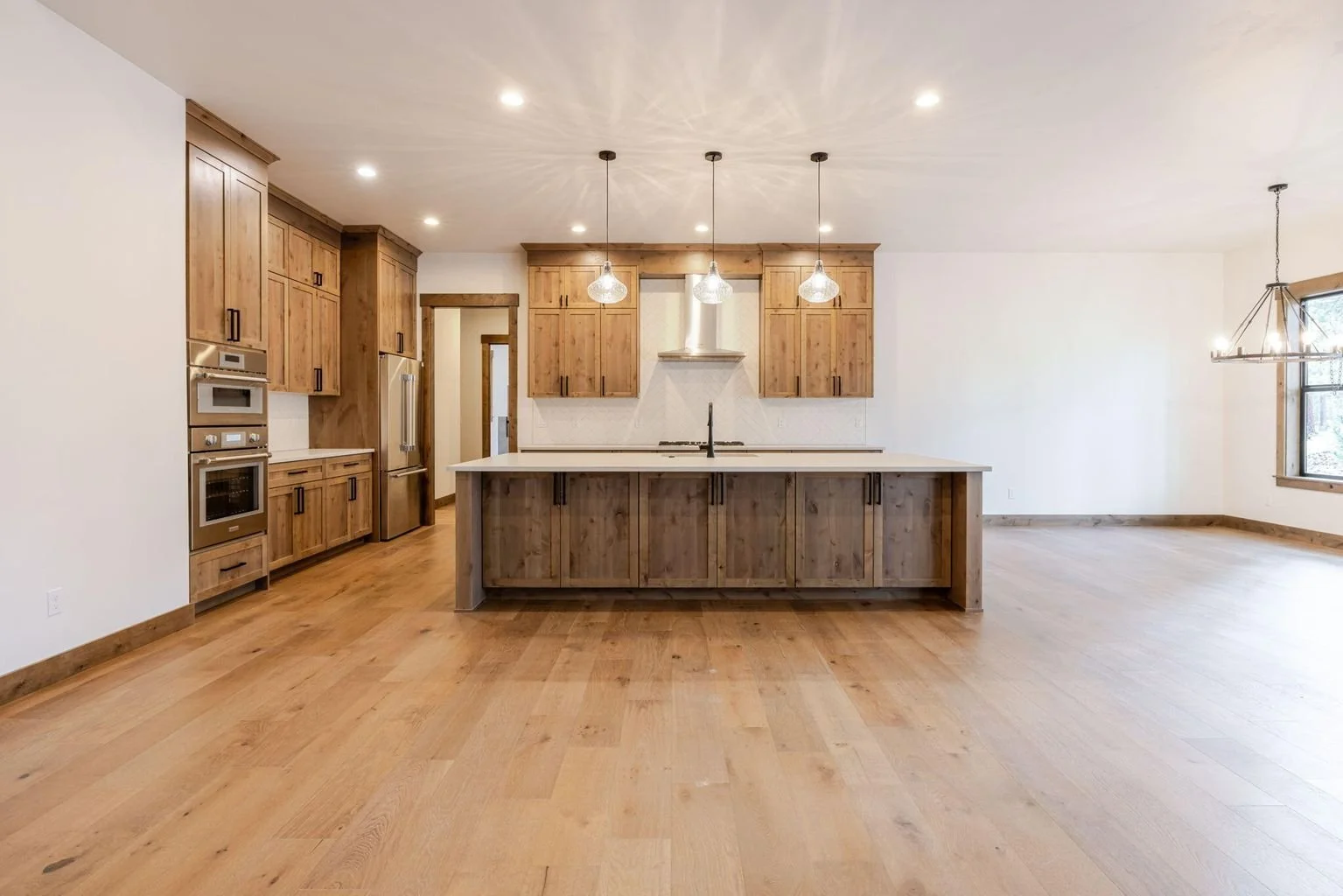 Kitchen3.jpg