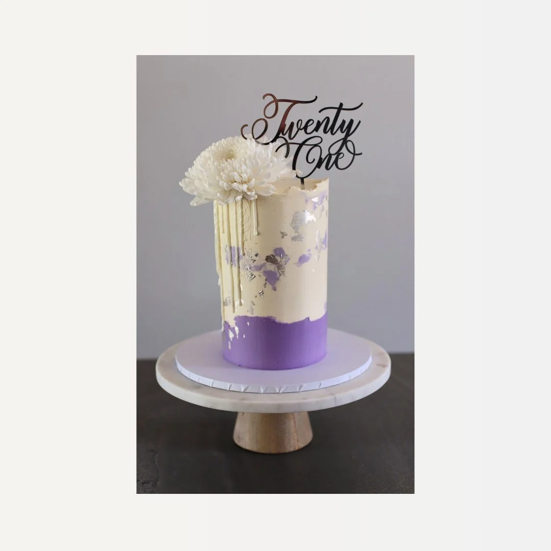 a purple &amp; silver moment for Natasha's 21st. 💜

very pleased with the overall design, marbled buttercream has been a long term obsession and I NEED to do it more often.

planning a birthday or event? visit flourand.com.au for more information.
-