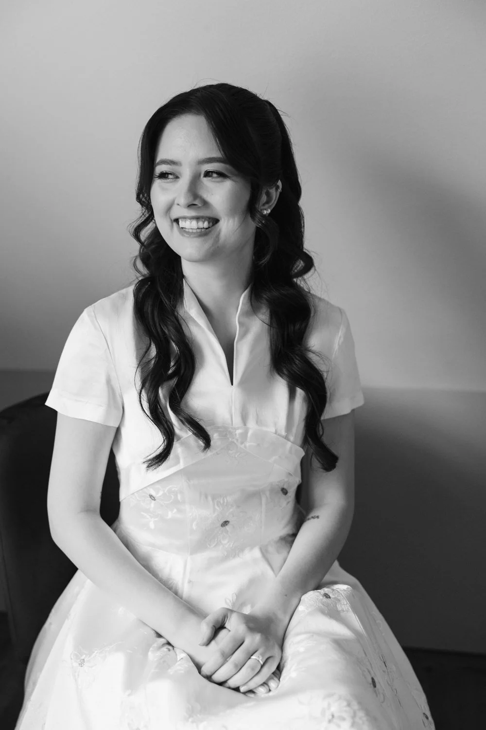 bride portrait in the grandmothers wedding dress-1.JPG