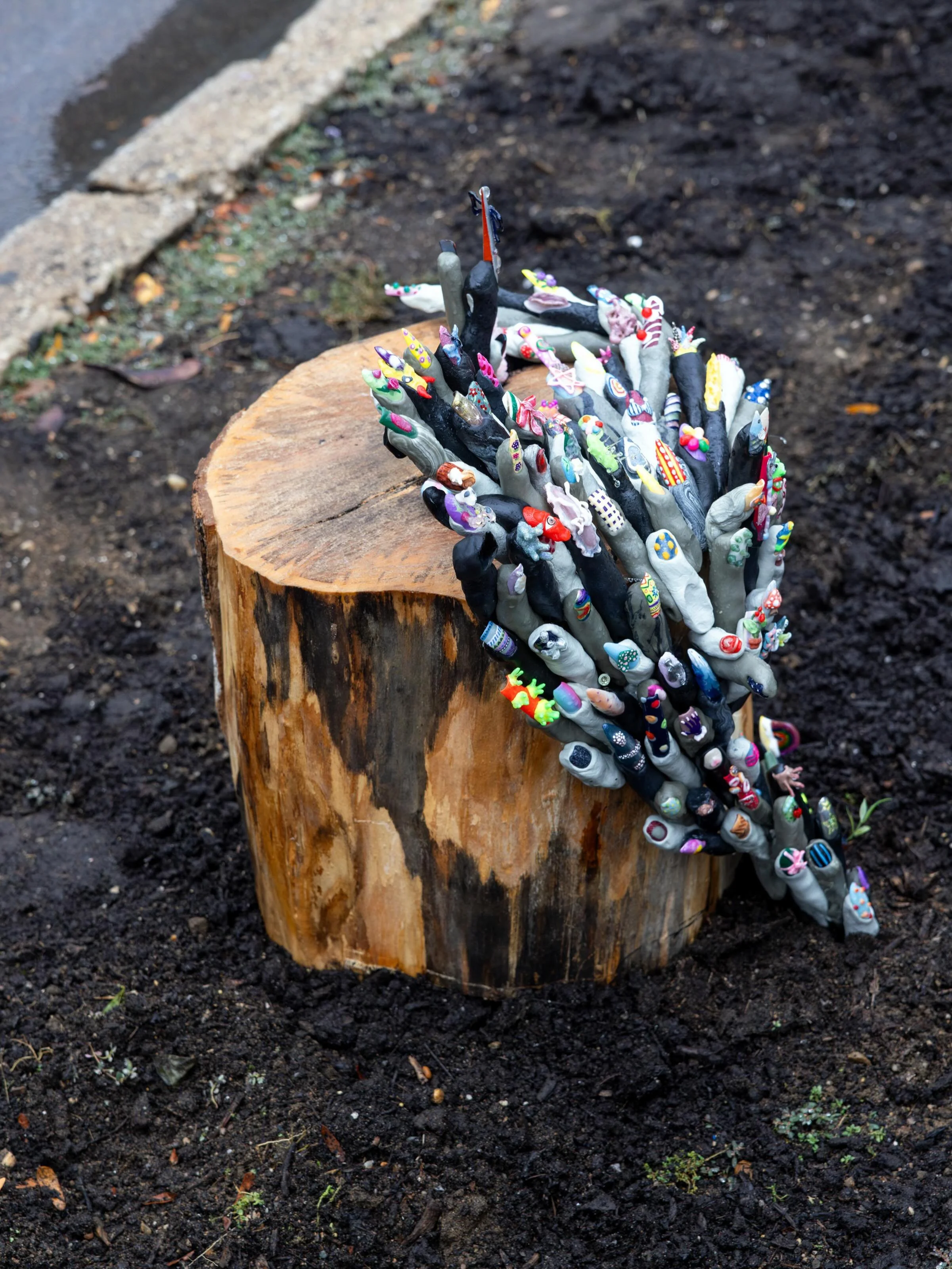 Tree Bed 11 @woominpkim 
Fallow Frames Biennial 2026

Snoop
epoxy clay, plastic nail tips, gel nail polish  Nails are accumulated dead cells. They protect our skin and are useful tools. At the same time, they can be fully decorated for joy and self-e