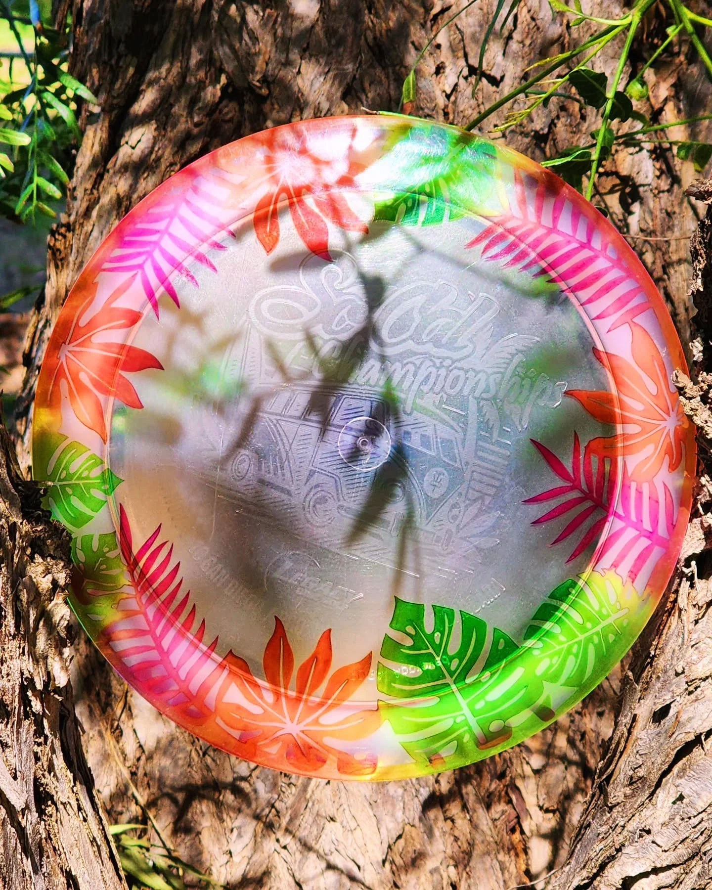 Prepping for paradise early... our Hawaii trip in September sparked this tropical dye 🤗

#legacydiscs #rampage #discgolfart #dyediscs #discgolf #discgolfdyes #stencildye #dyersguild #discgolfdyers #dyeddiscsflybetter #wafflestompers #illjustleavethi