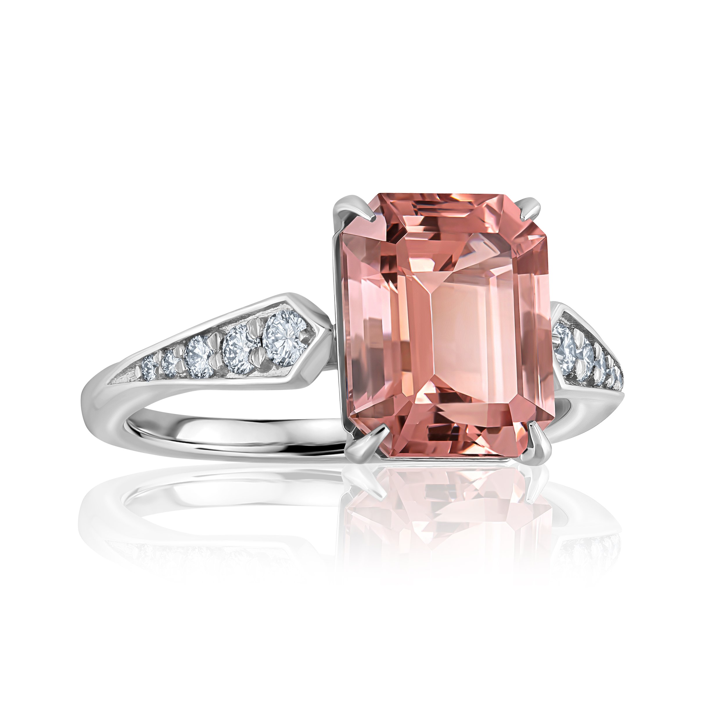 ALEXIS KLETJIAN MORGANITE RING - SIDE.jpg