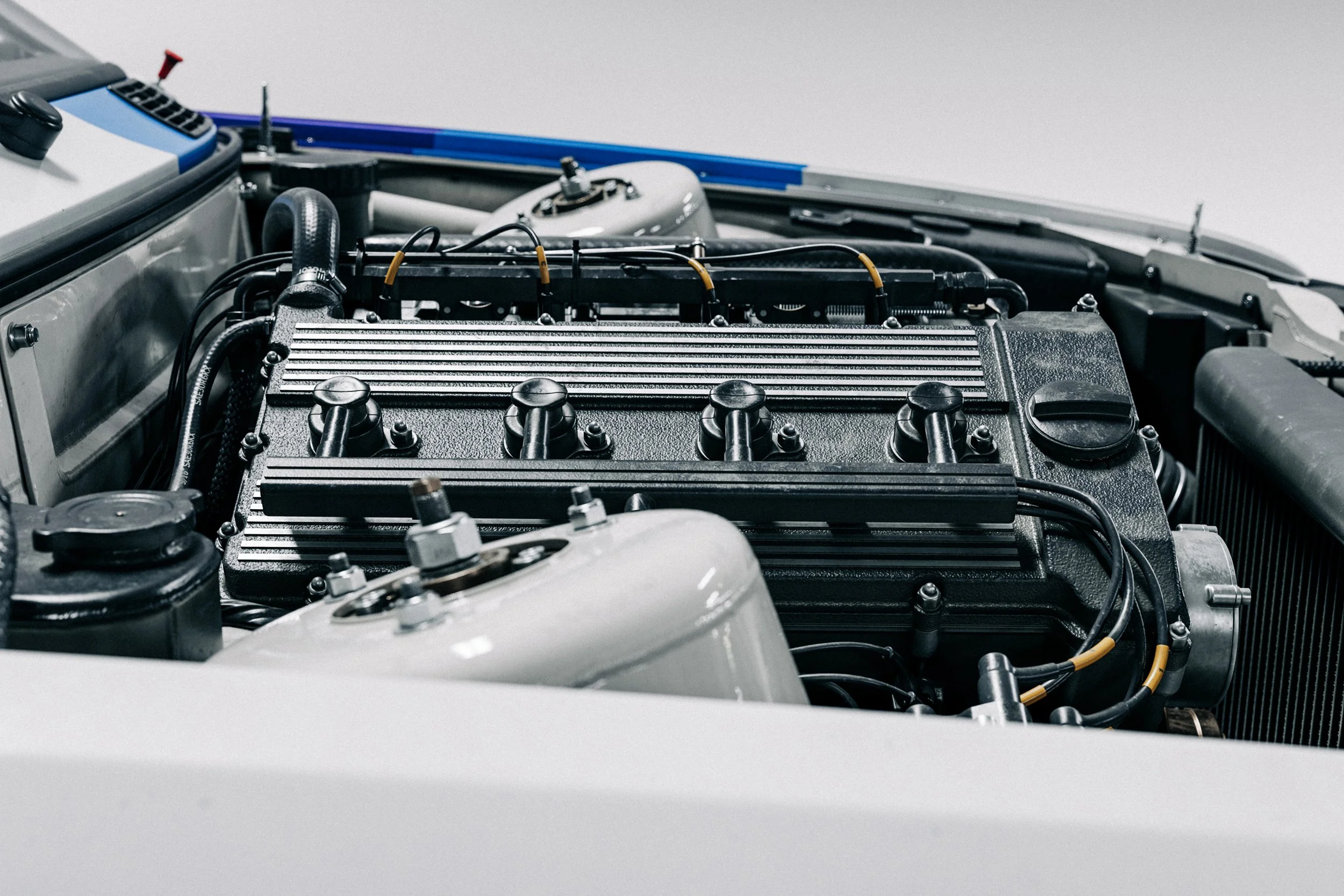 BMWM3E30_Engine.jpg