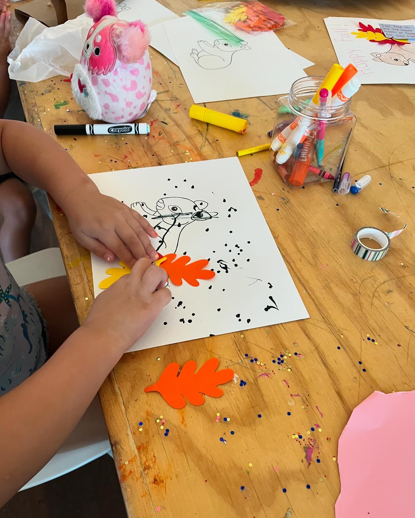 Such a fun fall story time and craft with Ms. Rose at Dandelion Kids this morning! 🍂🧡