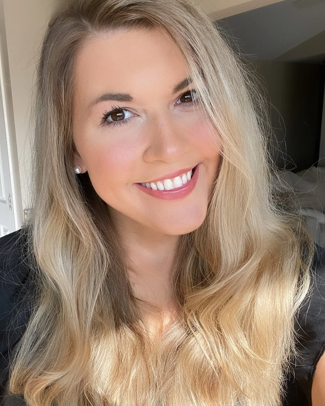 Yesterday, I looked at this picture from just three years ago. ✨

Boy, a lot can change.

From my long, thick hair to my big smile full of joy and hope, I wish I knew how healthy I was back then.

But then I realized something.

What I&rsquo;m living