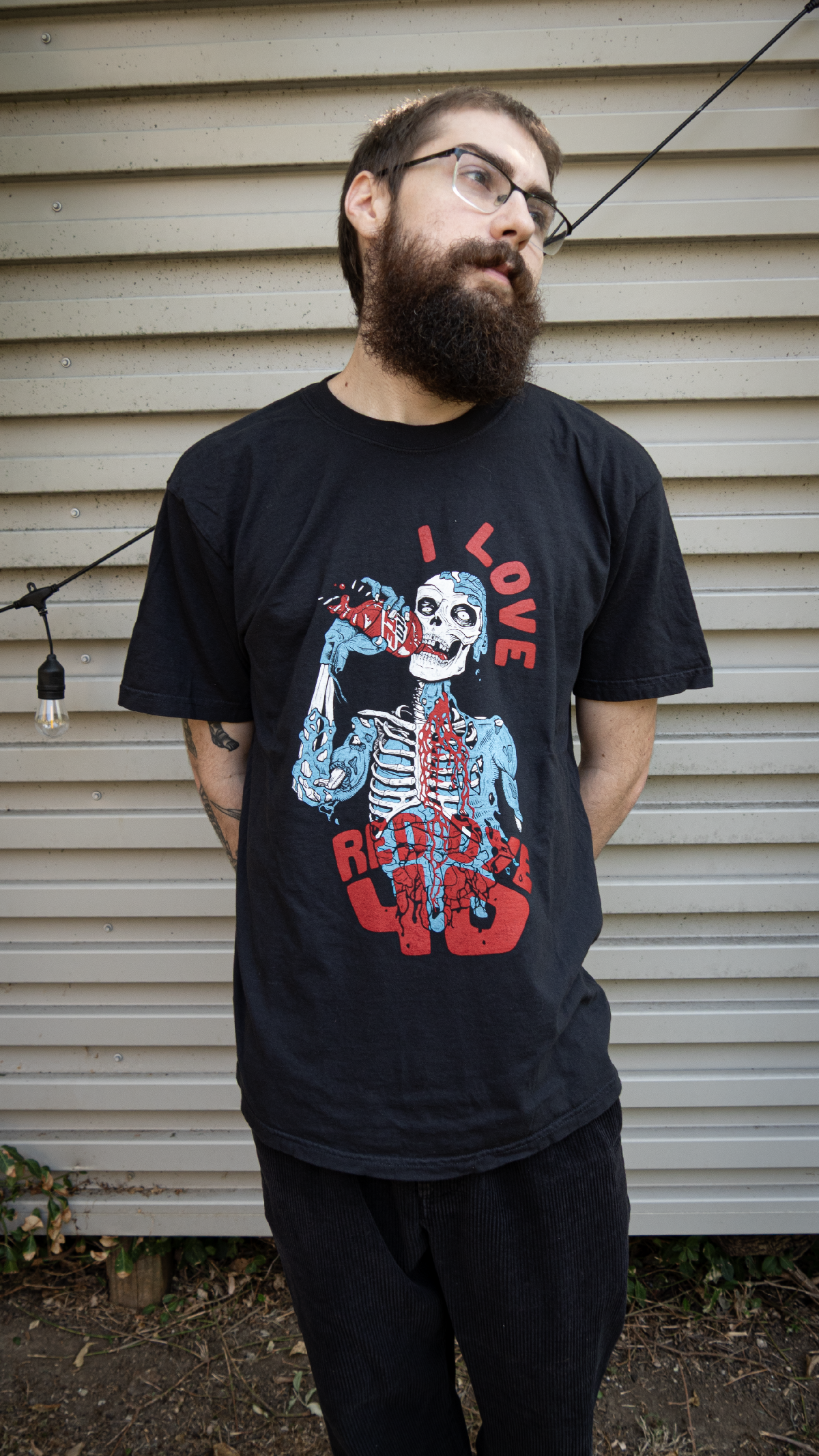 Black Red40 Male Pose.png