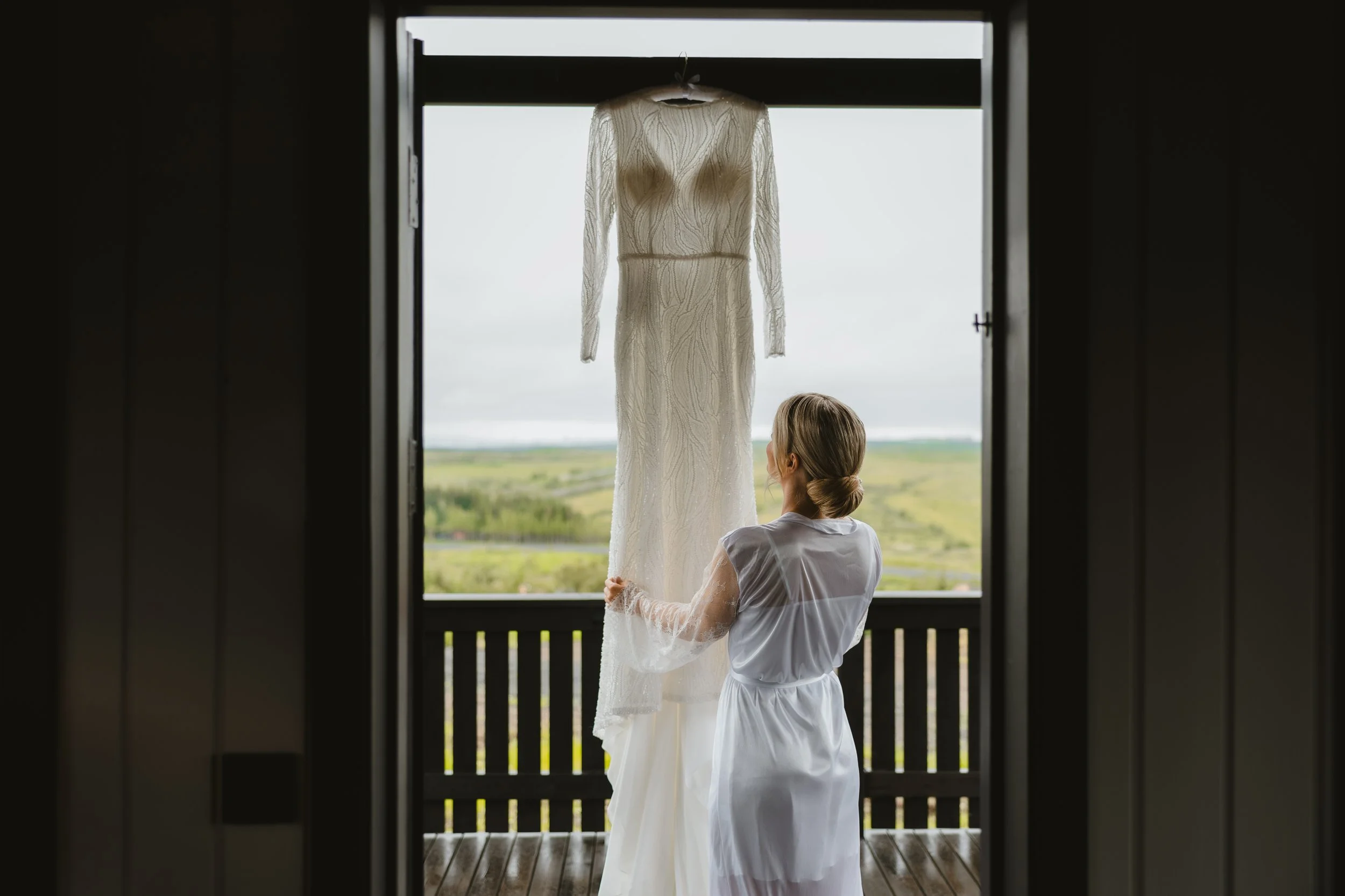 g_m_iceland_wedding_fg (12 of 346).jpg