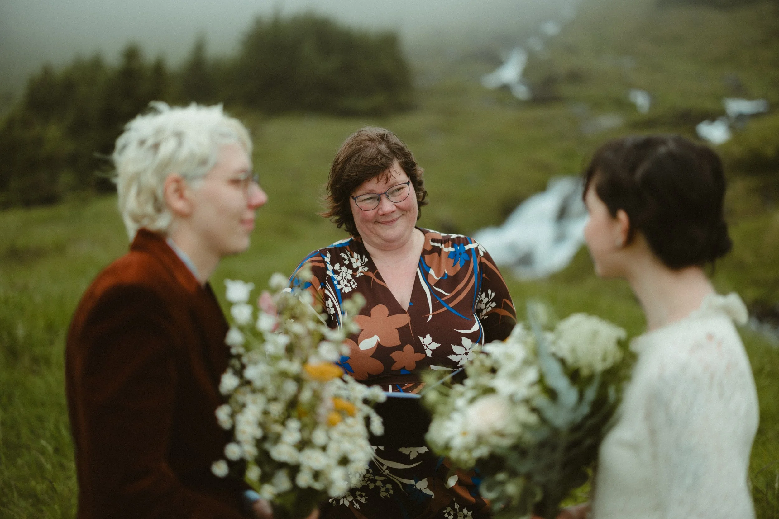 alison_emily_snæfellsnes_elopement_iceland (15 of 40).jpg