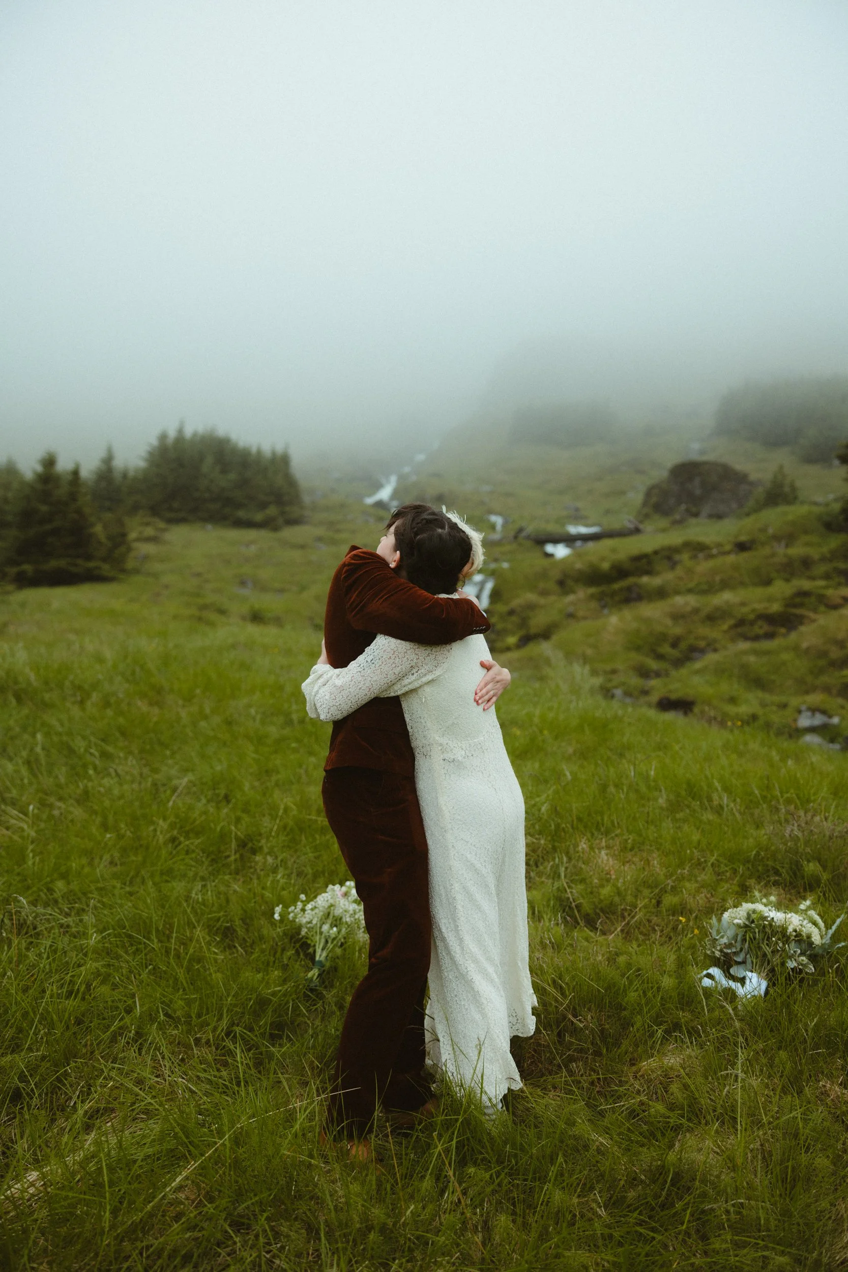 alison_emily_snæfellsnes_elopement_iceland (21 of 40).jpg