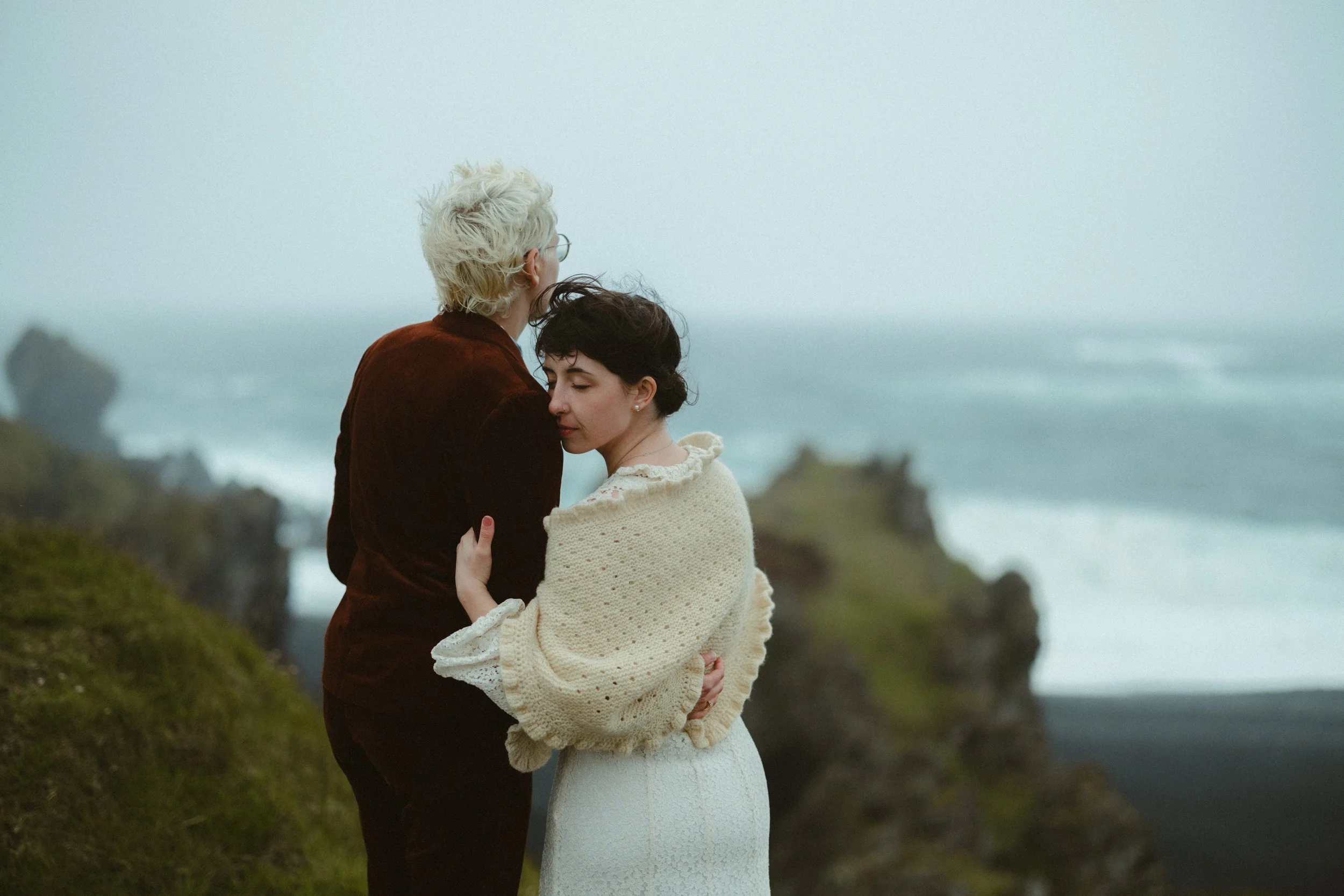 alison_emily_snæfellsnes_elopement_iceland (32 of 40).jpg