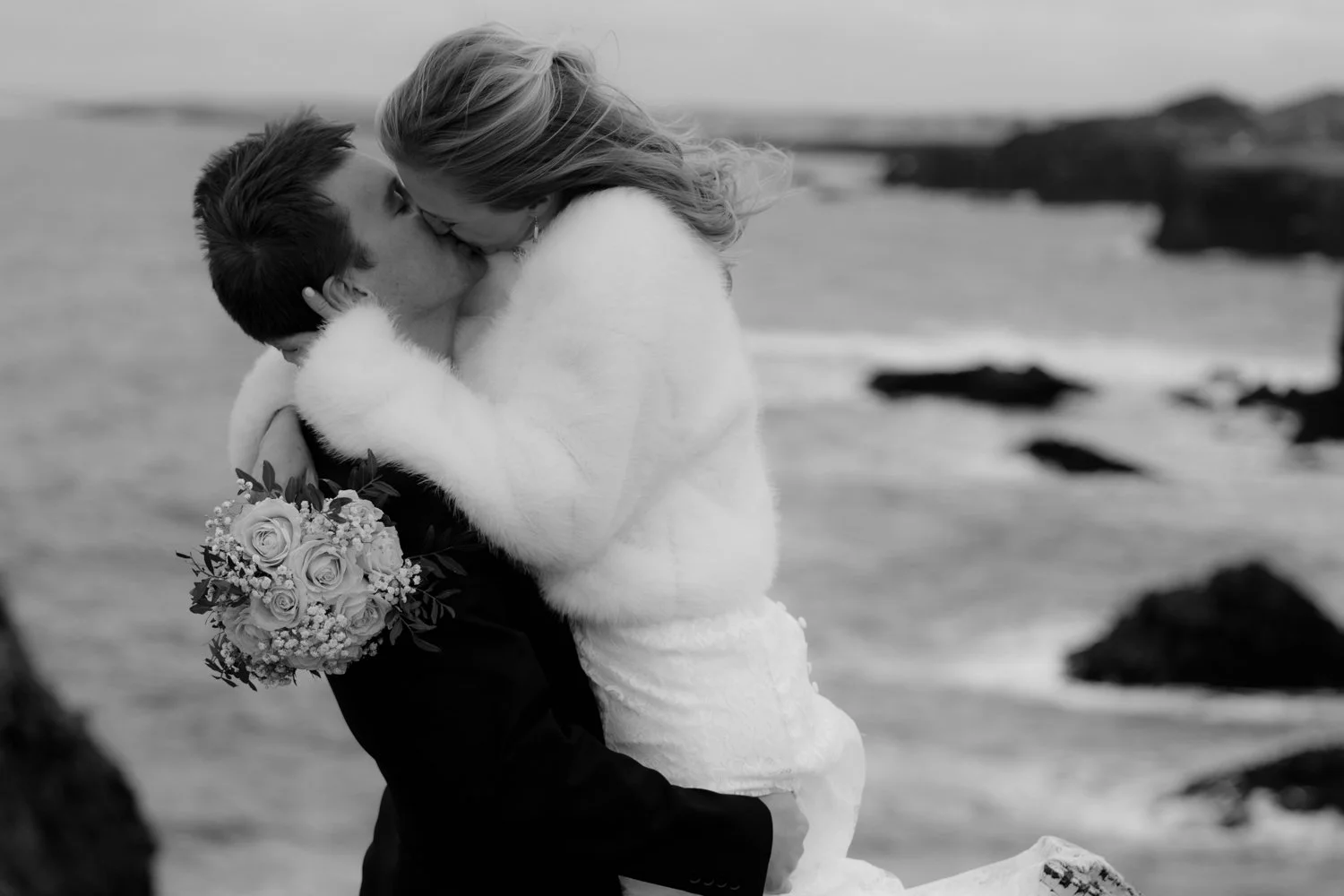 Sara & Braely - A Day Unfolding Across Snæfellsnes