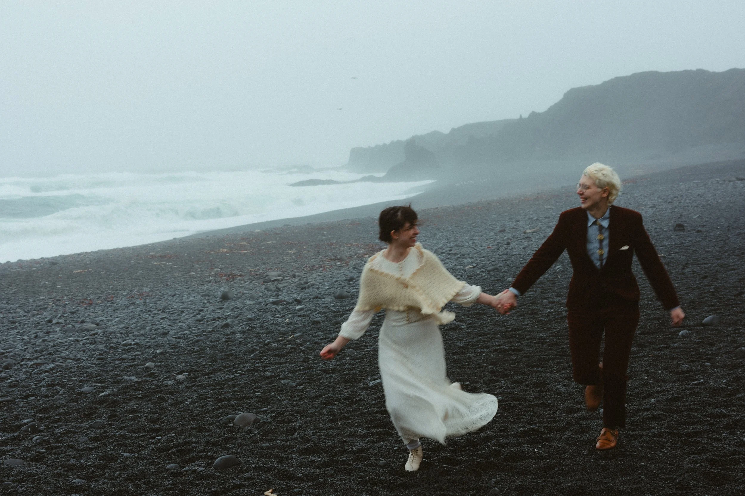 alison_emily_snæfellsnes_elopement_iceland (26 of 40).jpg
