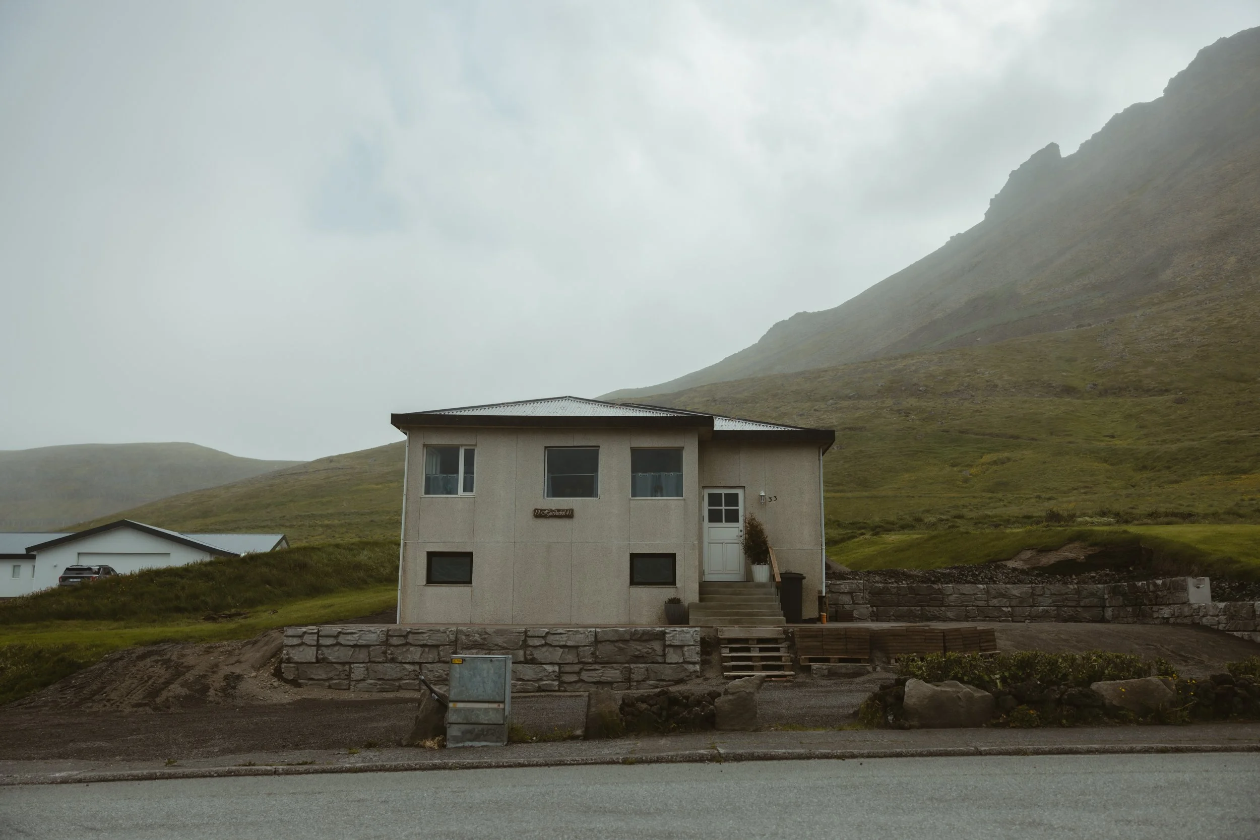 alison_emily_snæfellsnes_elopement_iceland (12 of 40).jpg
