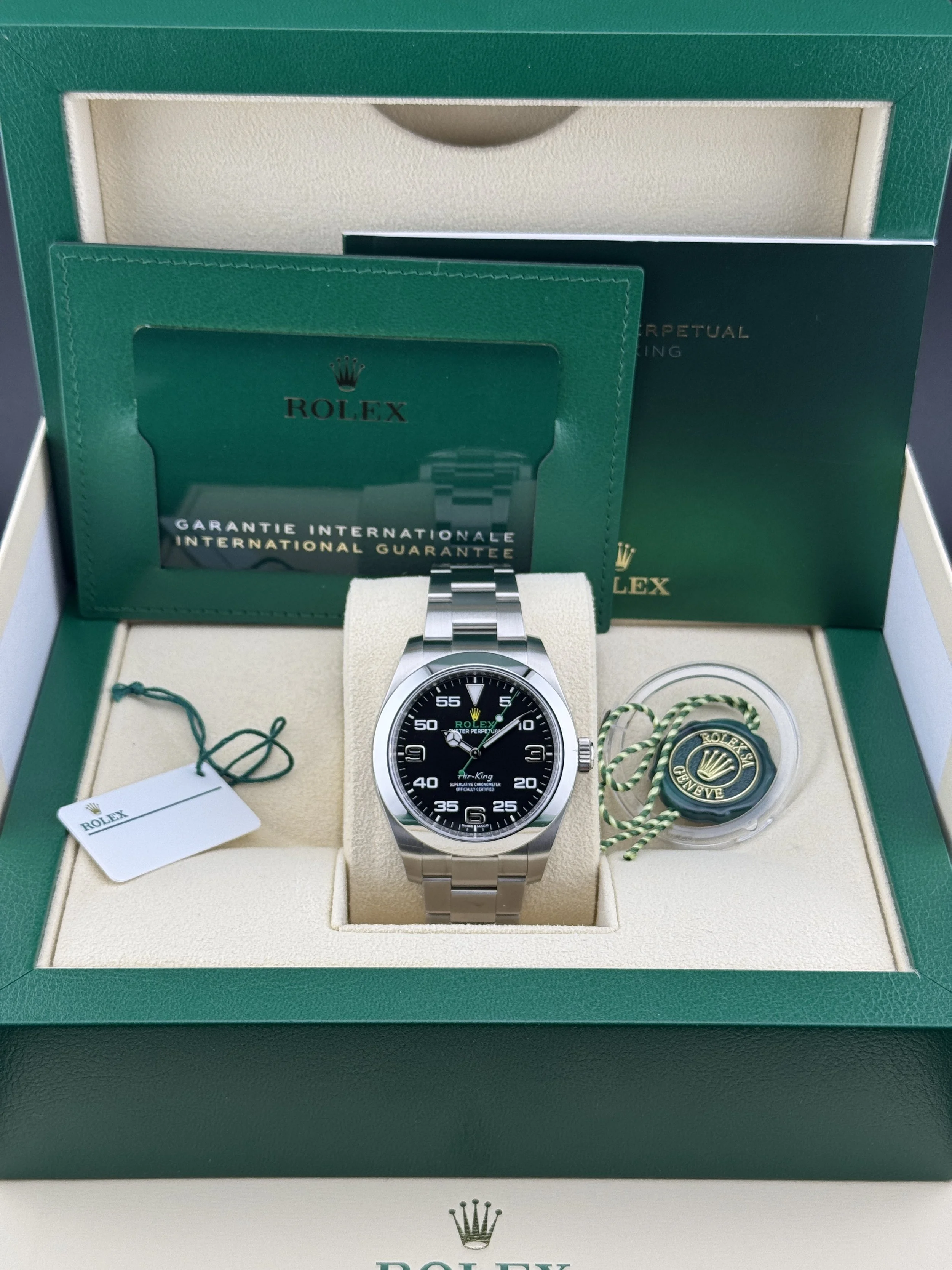 Rolex Air-King 116900 | Box & Papers