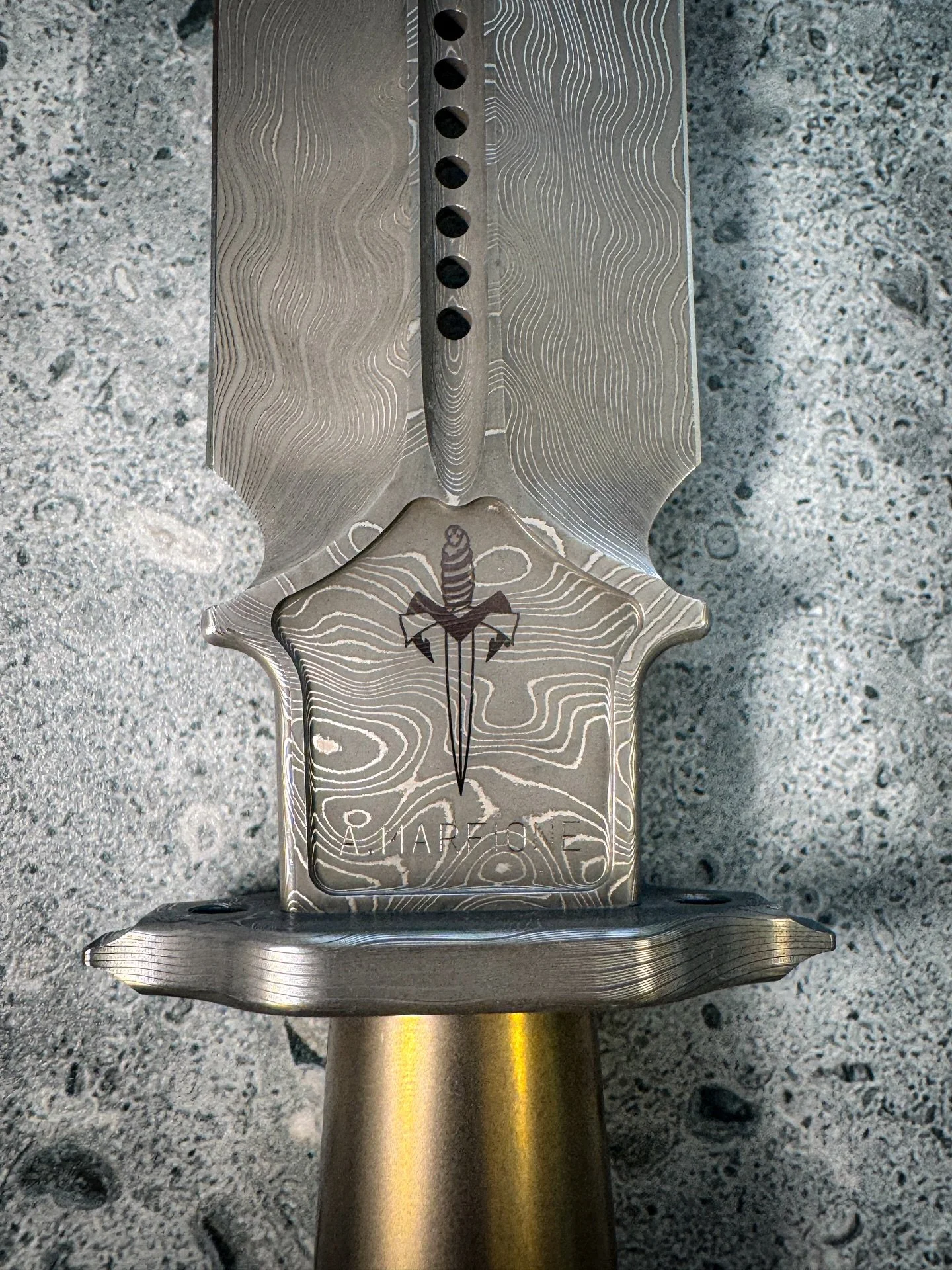 Marfione Custom Interceptor with Chad Nichols, Boomerang Damascus. 
@marfionecustomknives @nicholsdamascus @microtechknivesofficial 
.
#edc #customknives #damascus #damascusknife #interceptor #fixedblade #sat #sanantonio #texas #knifeshop #trapperjon