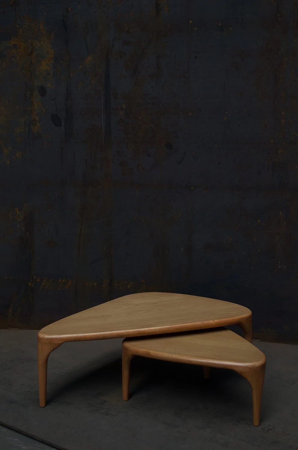 Isla Nesting Tables . 2023