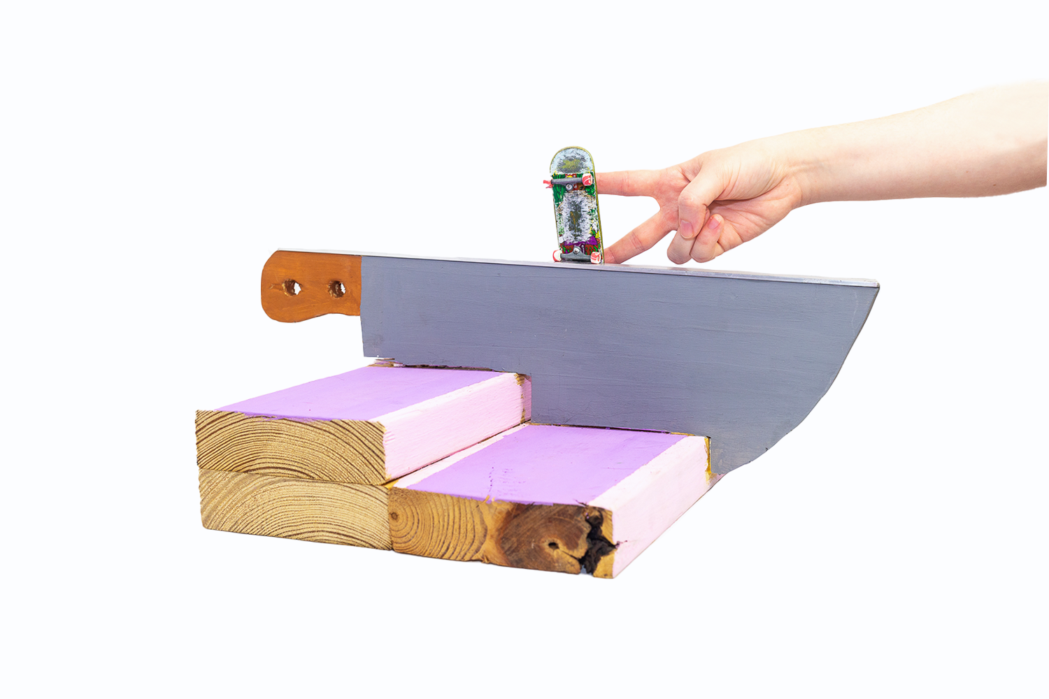 DICED ONIONS KNIFE STAIR 1500 X 1000.png