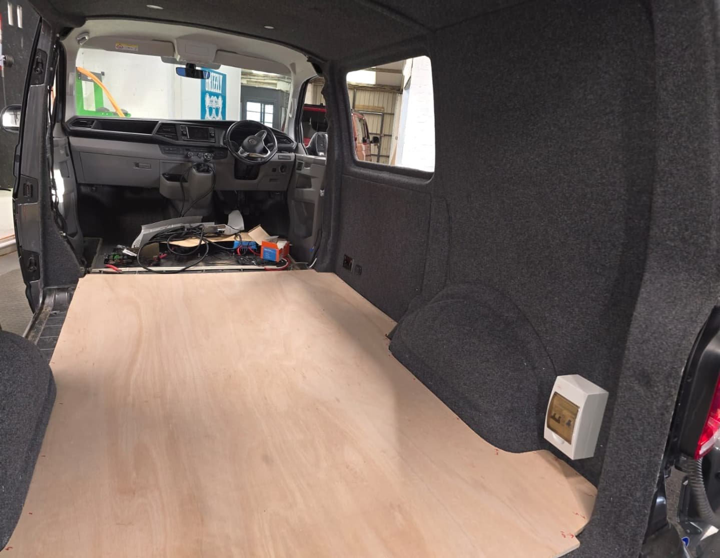 grizzly-campers-van-conversions-warwickshire