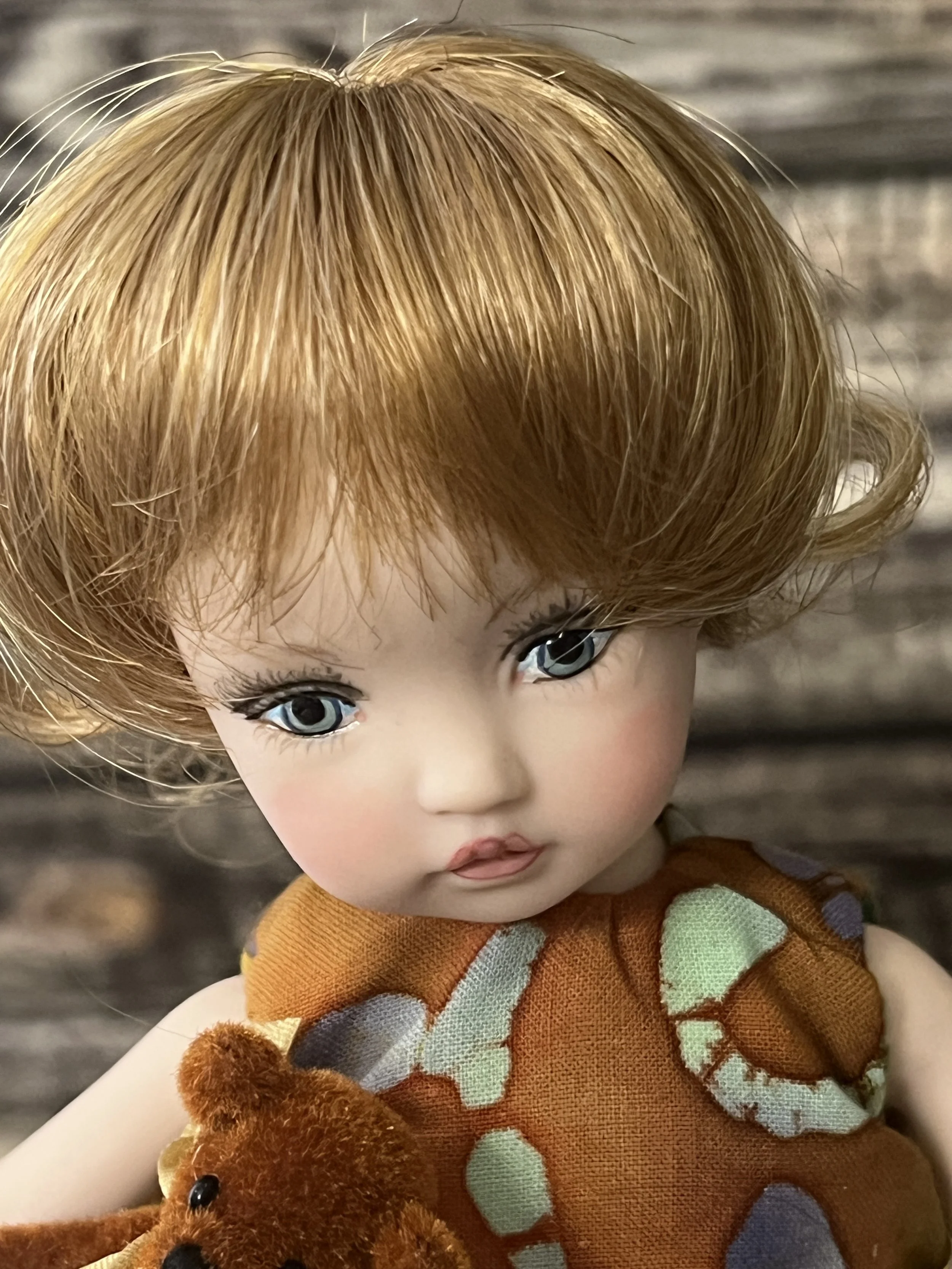 How to Care for a Porcelain Doll: A Collector’s Guide to Preserving Beauty and Value