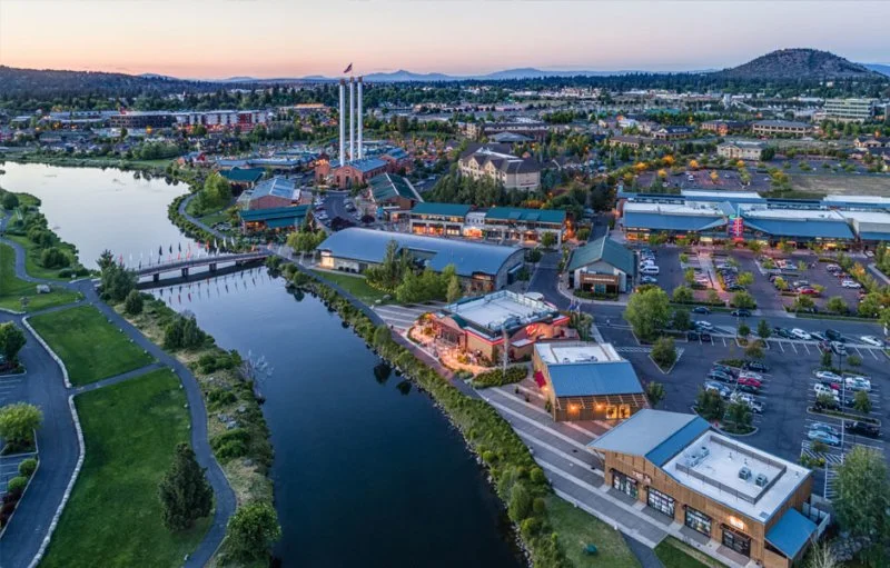 deschutes-river-old-mill-district-800x511.jpg