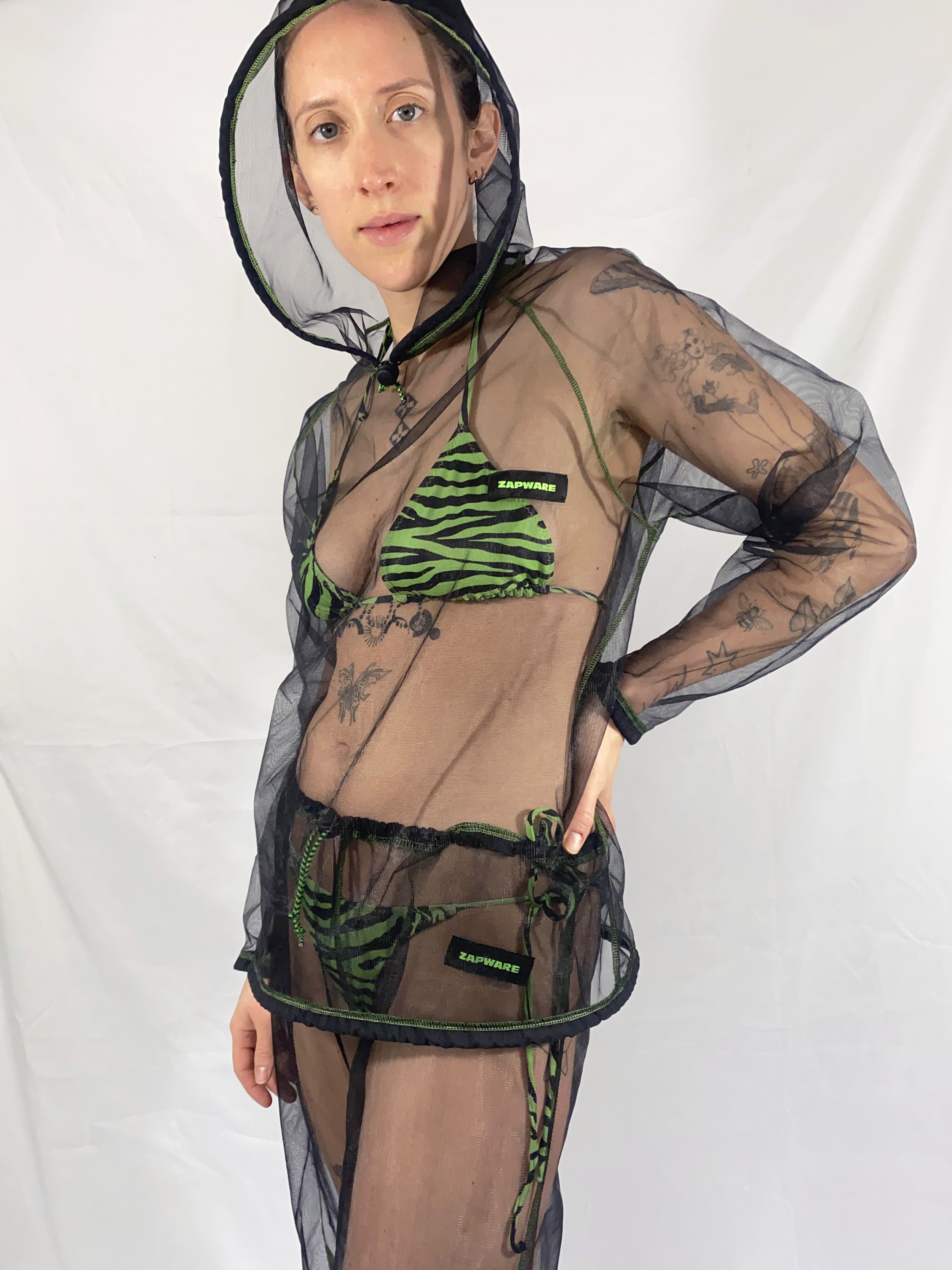 bug-protection-clothing-black-by-zapware.jpg
