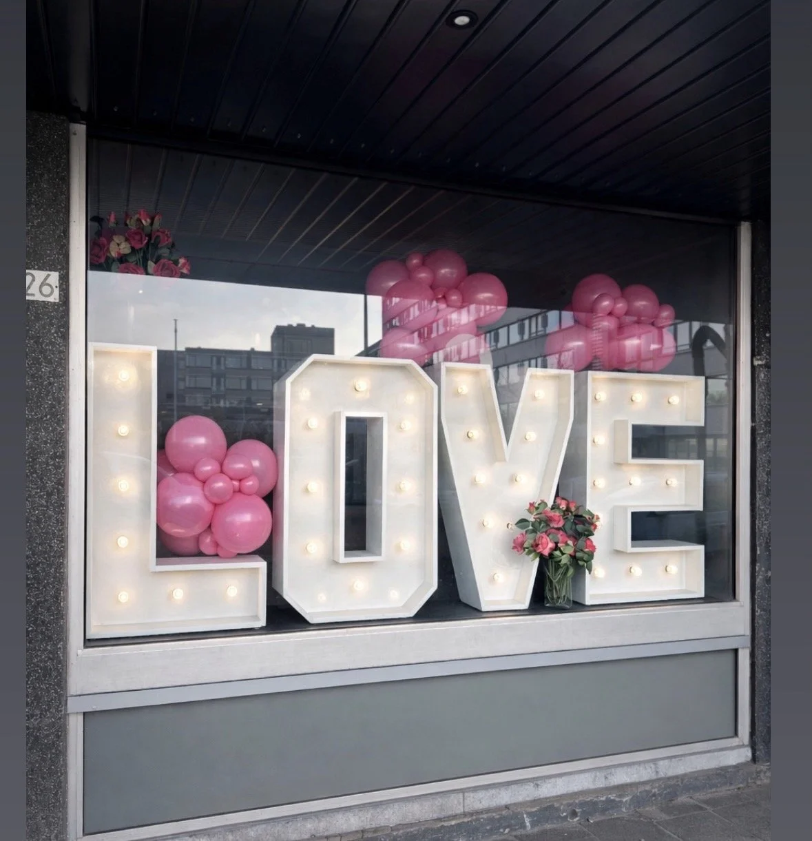 ballonnen Vlaardingen  ballonwinkel Vlaardingen  helium ballonnen Vlaardingen  ballon decoratie Vlaardingen  ballon cadeau Vlaardingen  Ballon by Lea  Valentijn ballonnen Vlaardingen