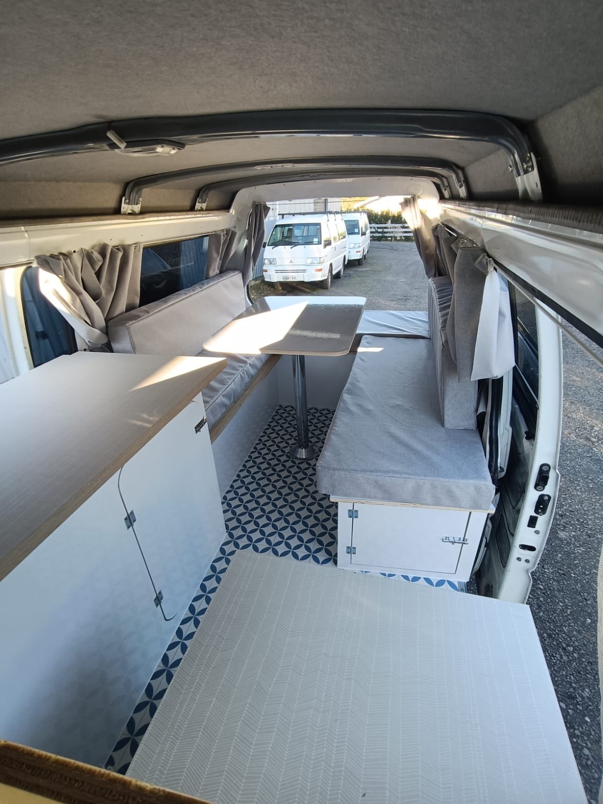 2013 MITSUBISHI L300, NZ$ 20.500