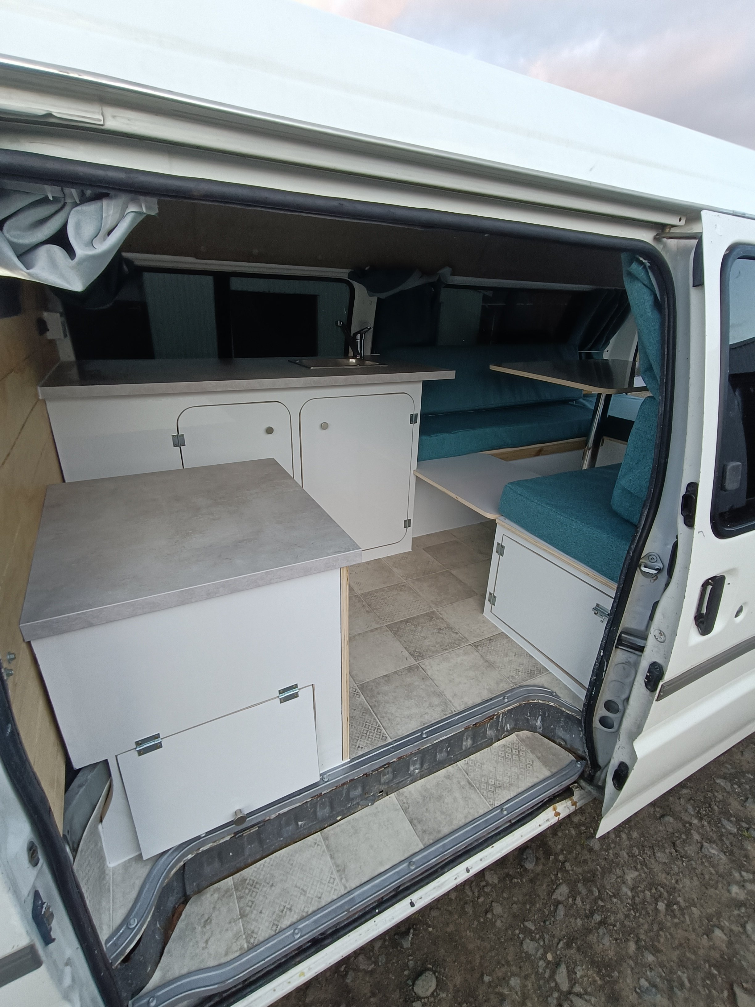 Campervan, 2002 Mazda E2000, Extra long wheel.
