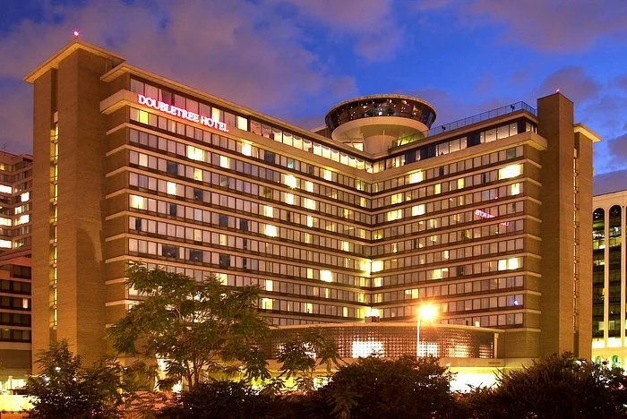 doubletree crystal city.jpg