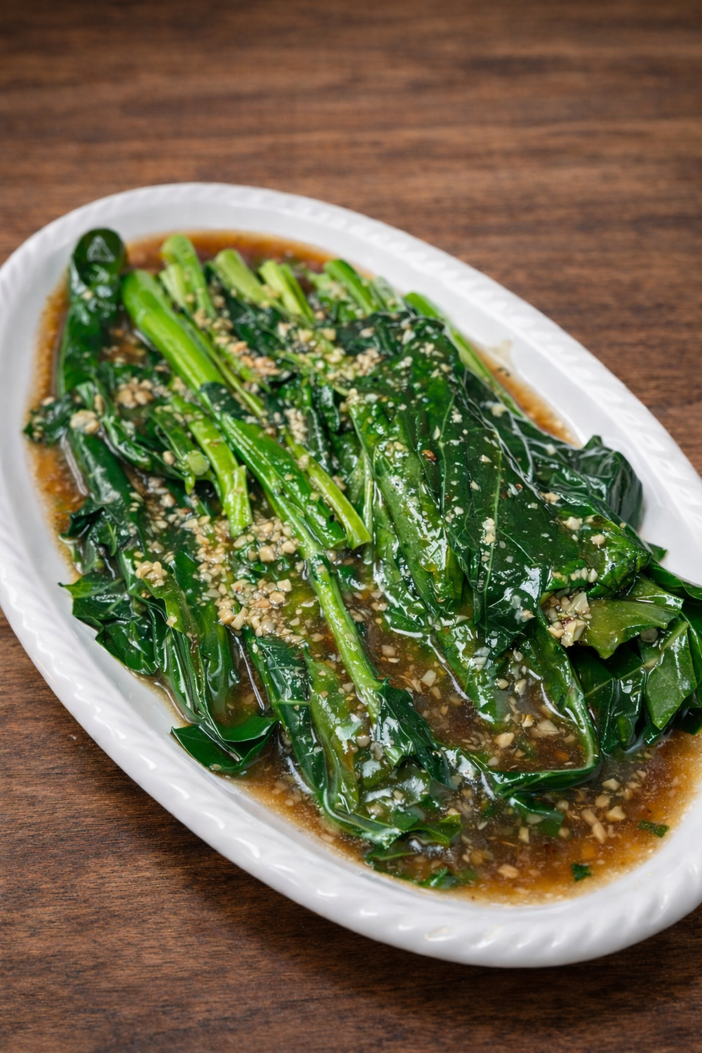 Chinese Broccoli (Gai Lan) with Garlic Oyster Sauce