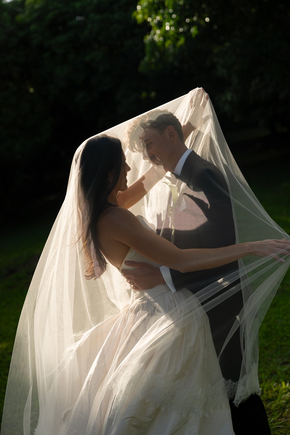 Savannah Fitzpatrick and Tim Howard’s Intimate Hinterland Wedding at Lomani