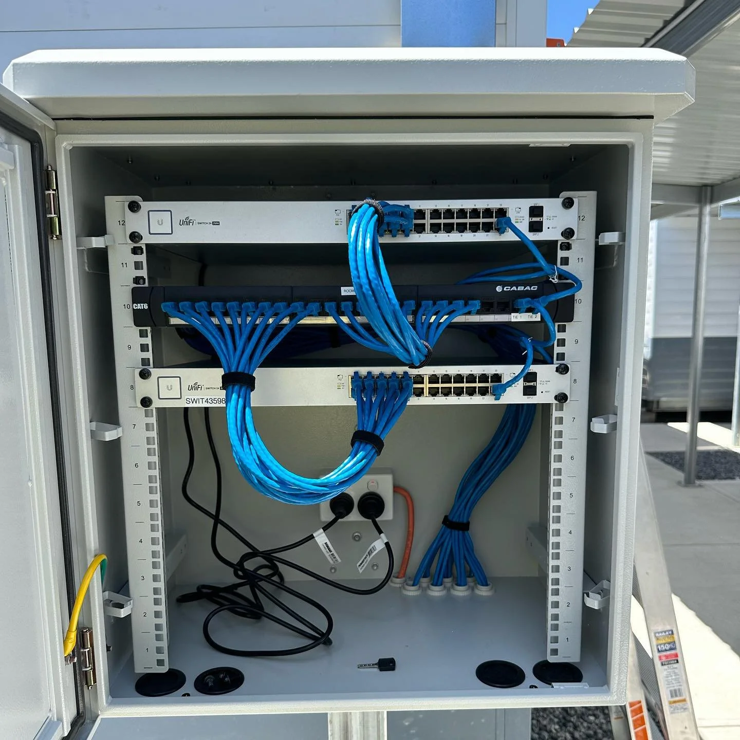 mining camp cabling.jpg