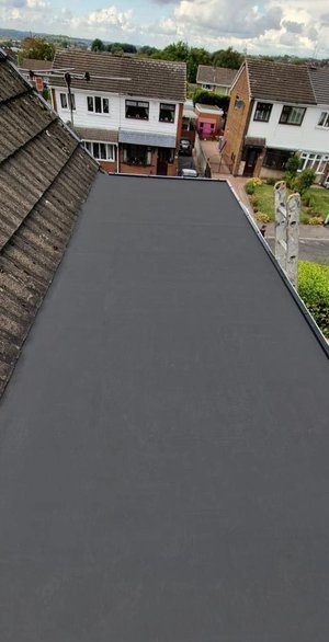 FIRESTONE RUBBER DORMITORY FLAT ROOF REPLACEMENT