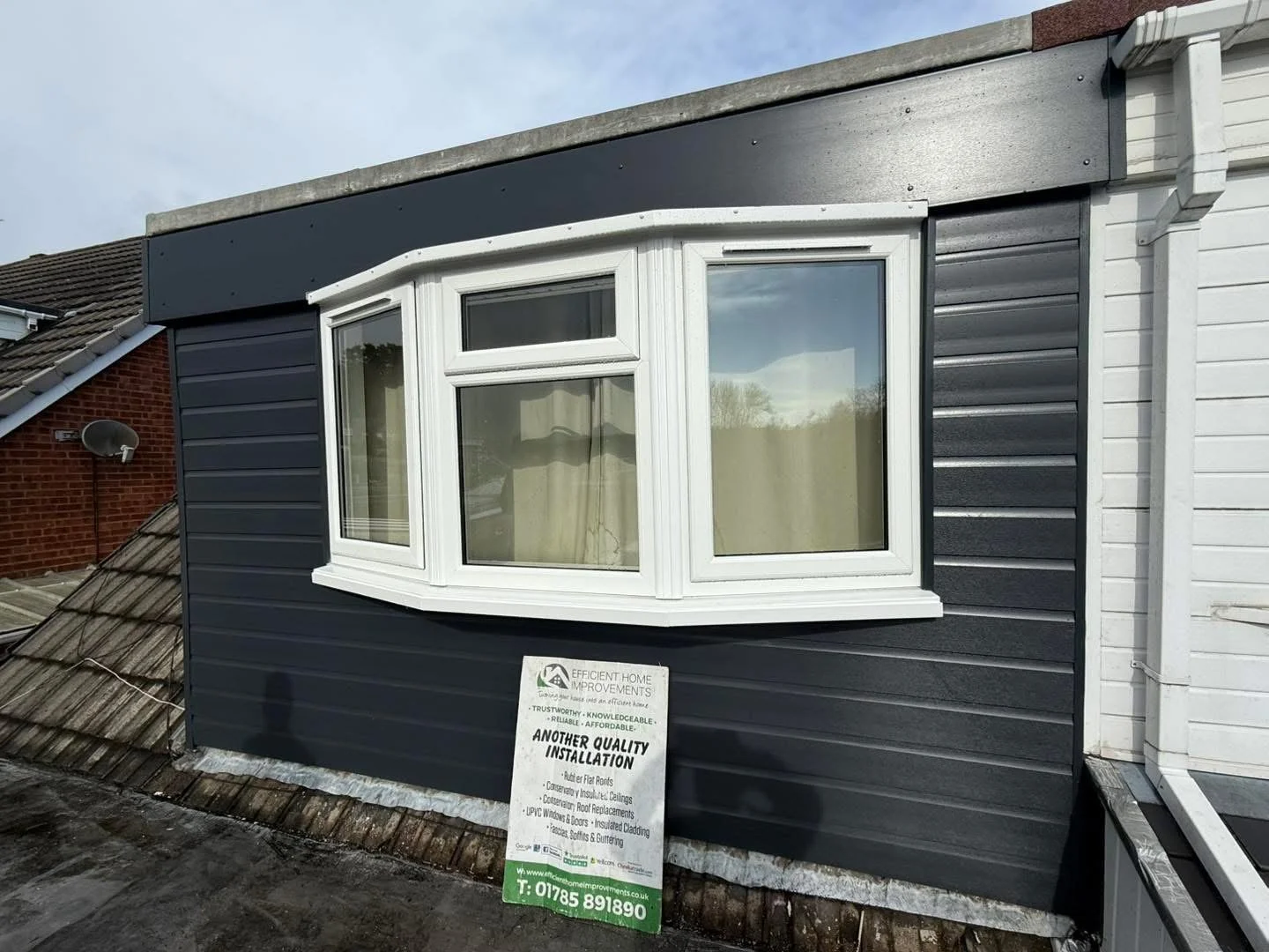 ANTHRACITE GREY SHIPLAP CLADDING INSTALLATION