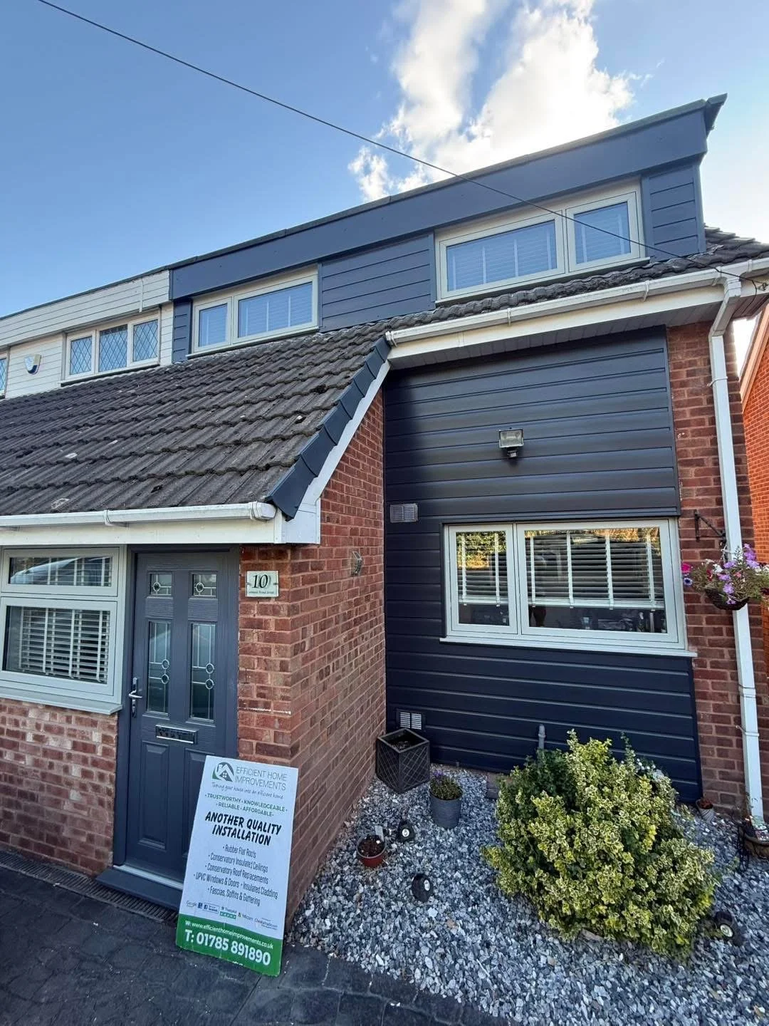 ANTHRACITE GREY SHIPLAP CLADDING INSTALLATION 